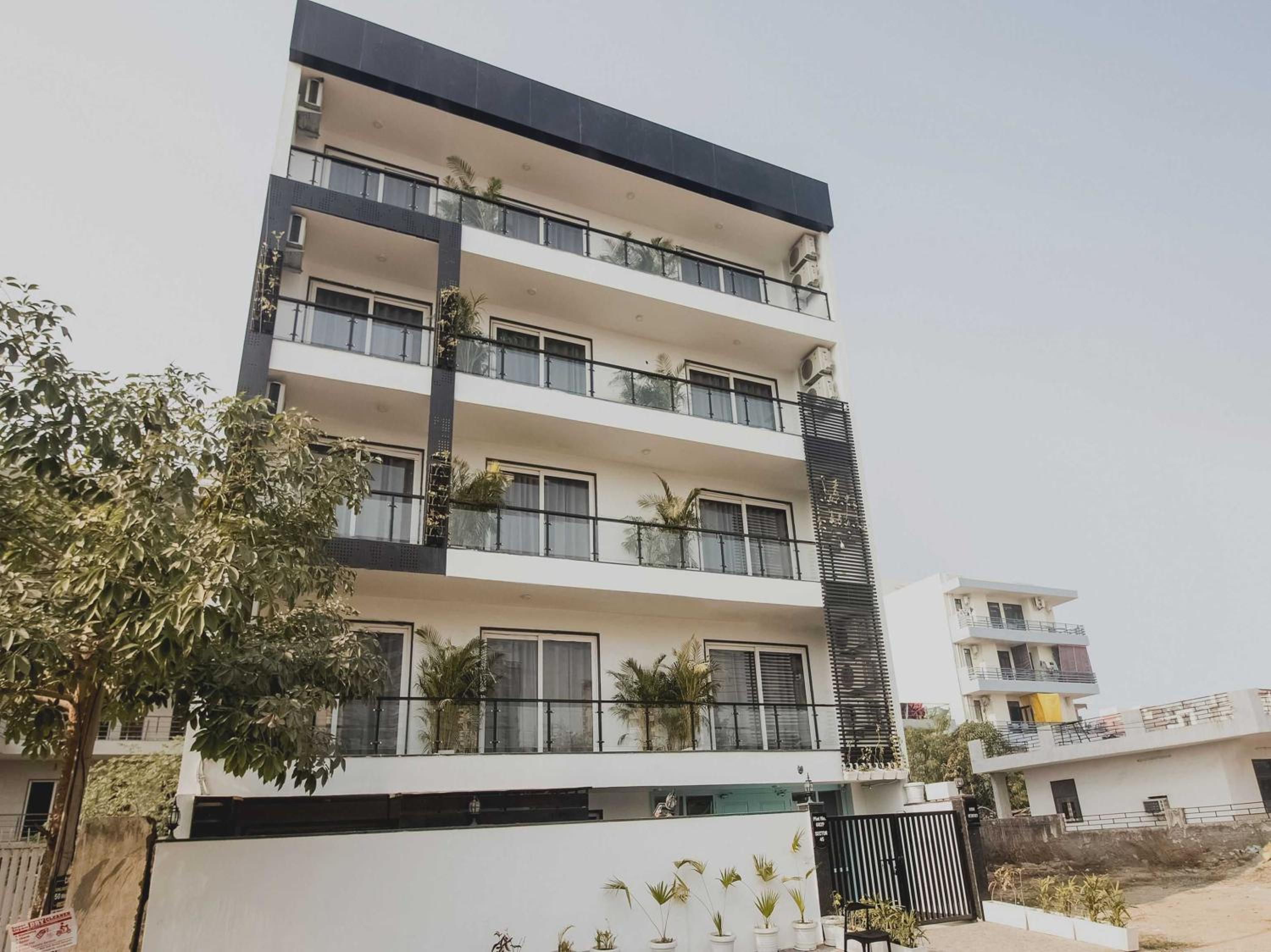 Hotel O Legend's residency