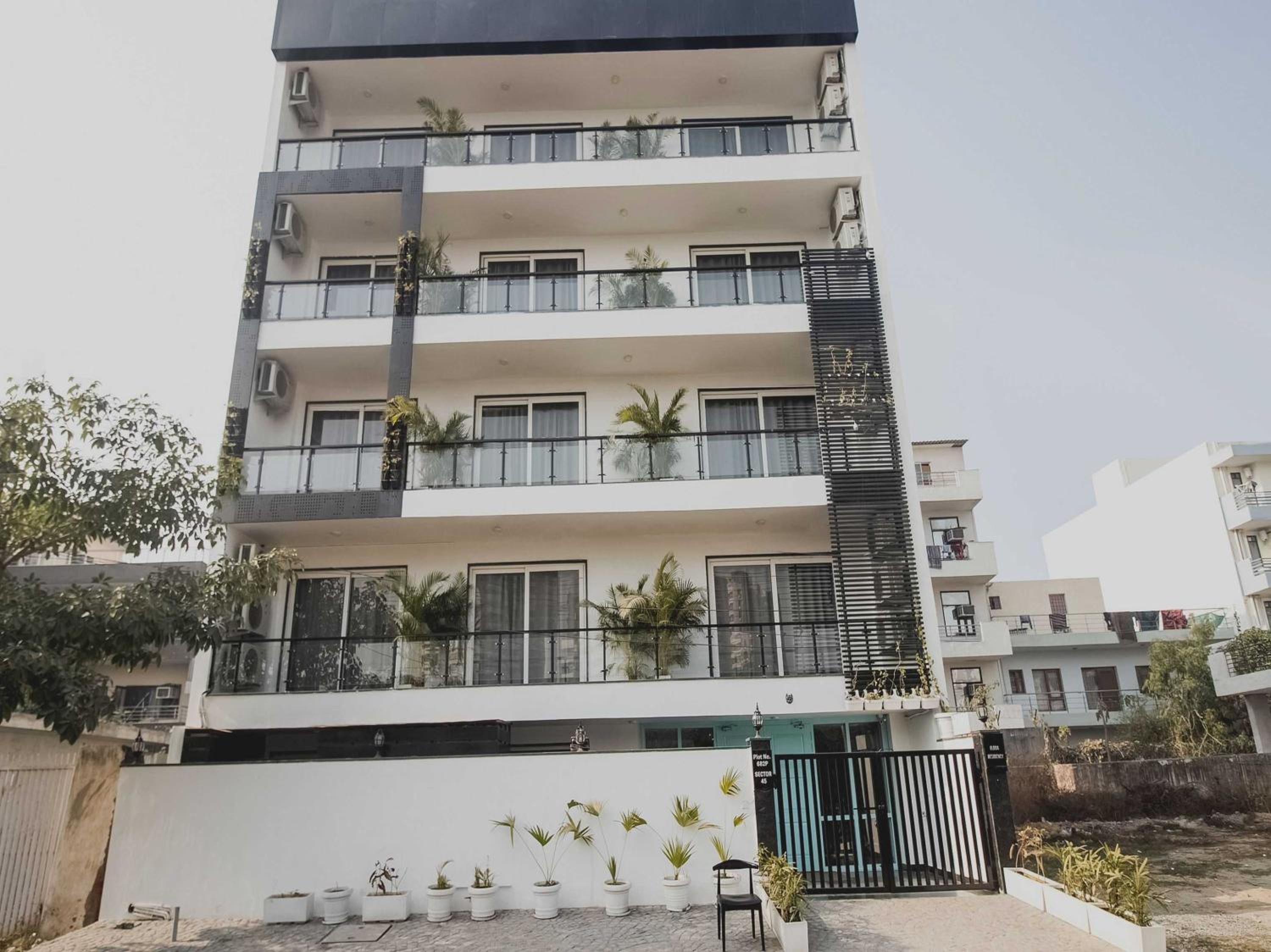 Hotel O Legend's residency