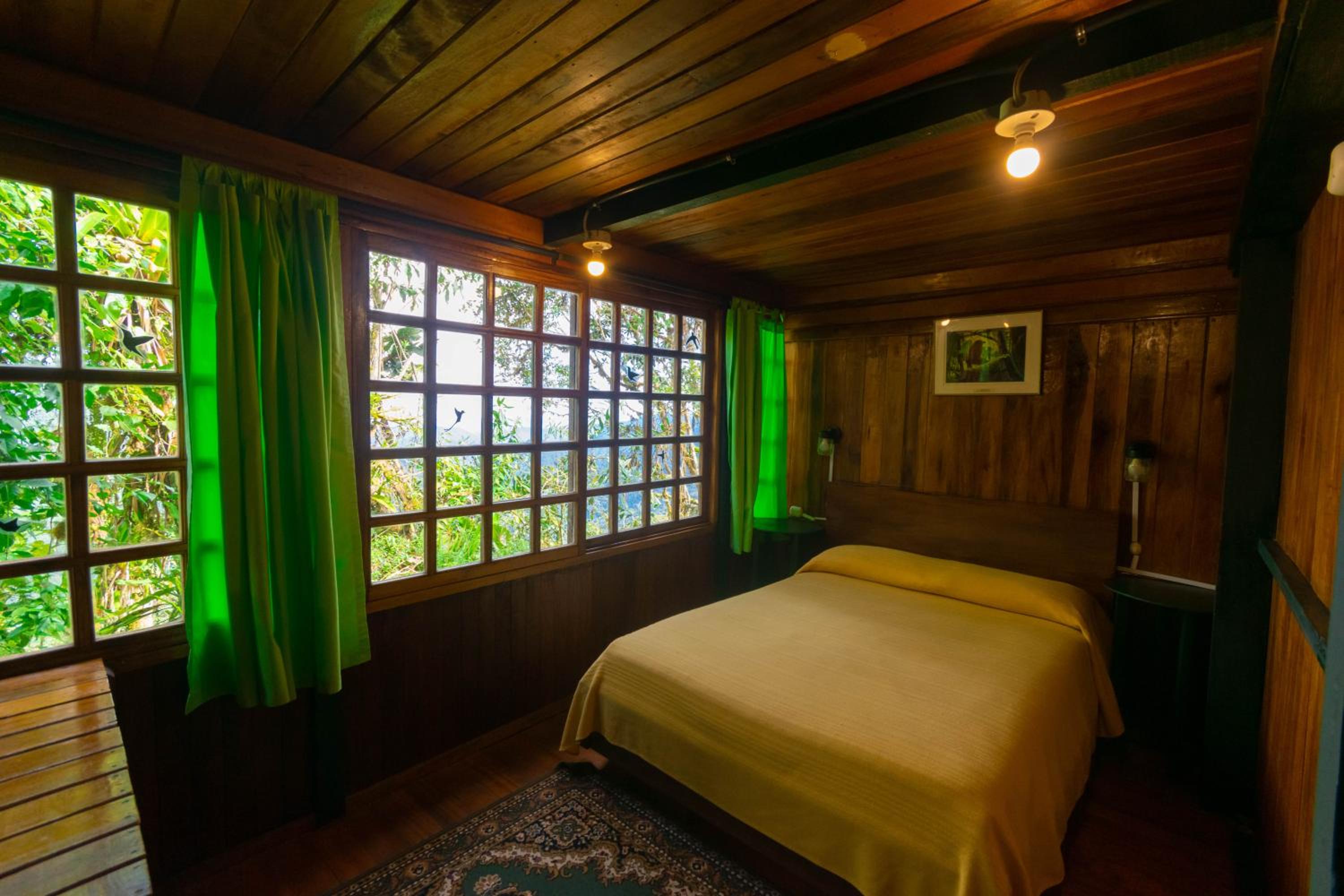 Bellavista Cloud Forest Lodge & Private Protected Area