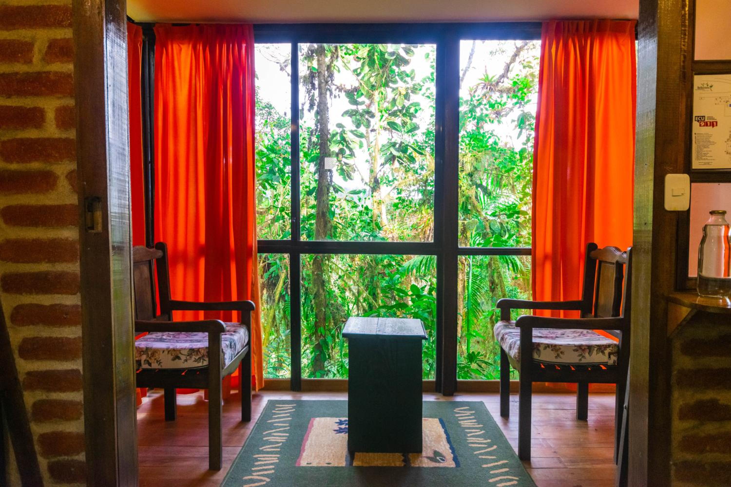 Bellavista Cloud Forest Lodge & Private Protected Area