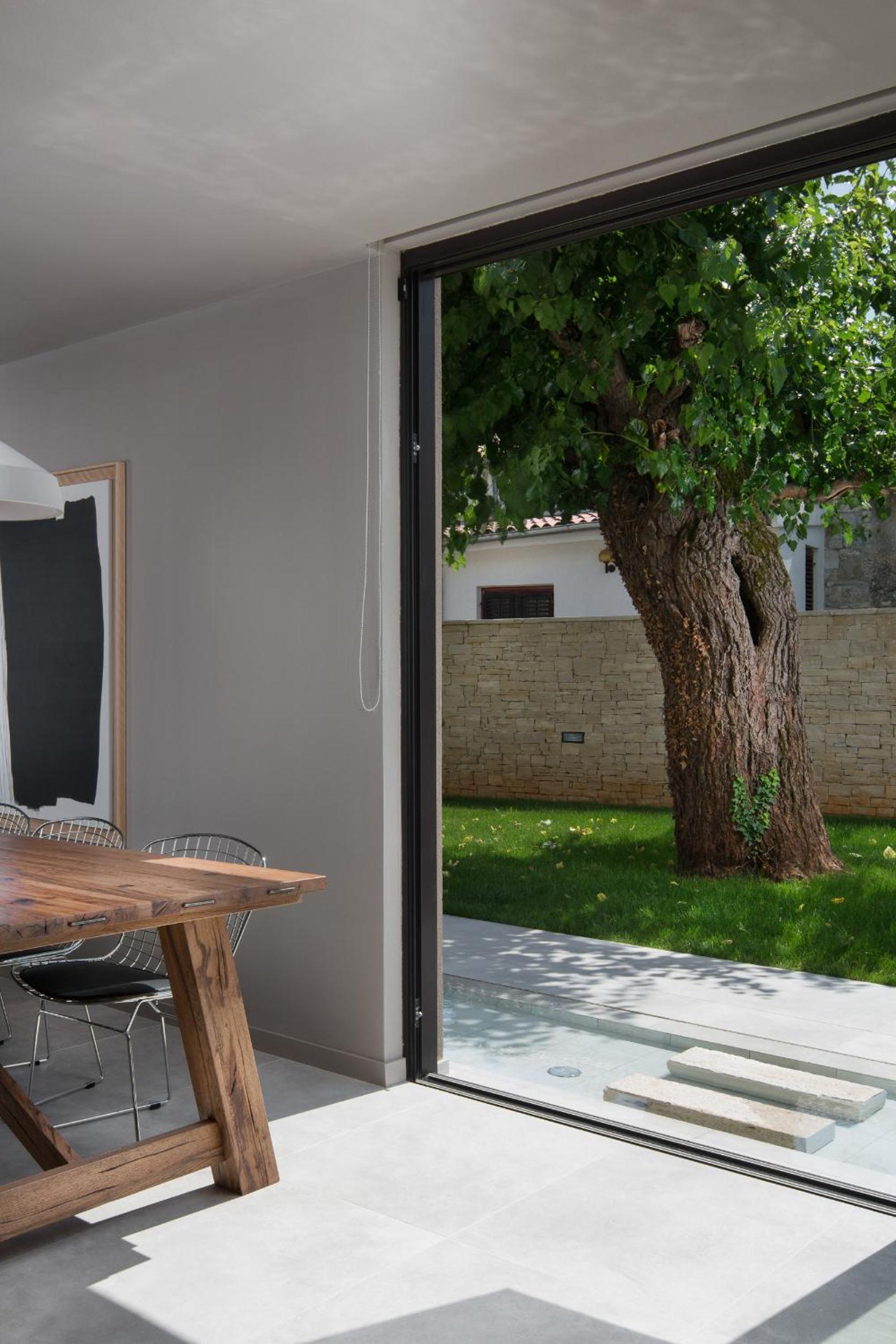 Modern Villa Melon with outdoor pool in Porec