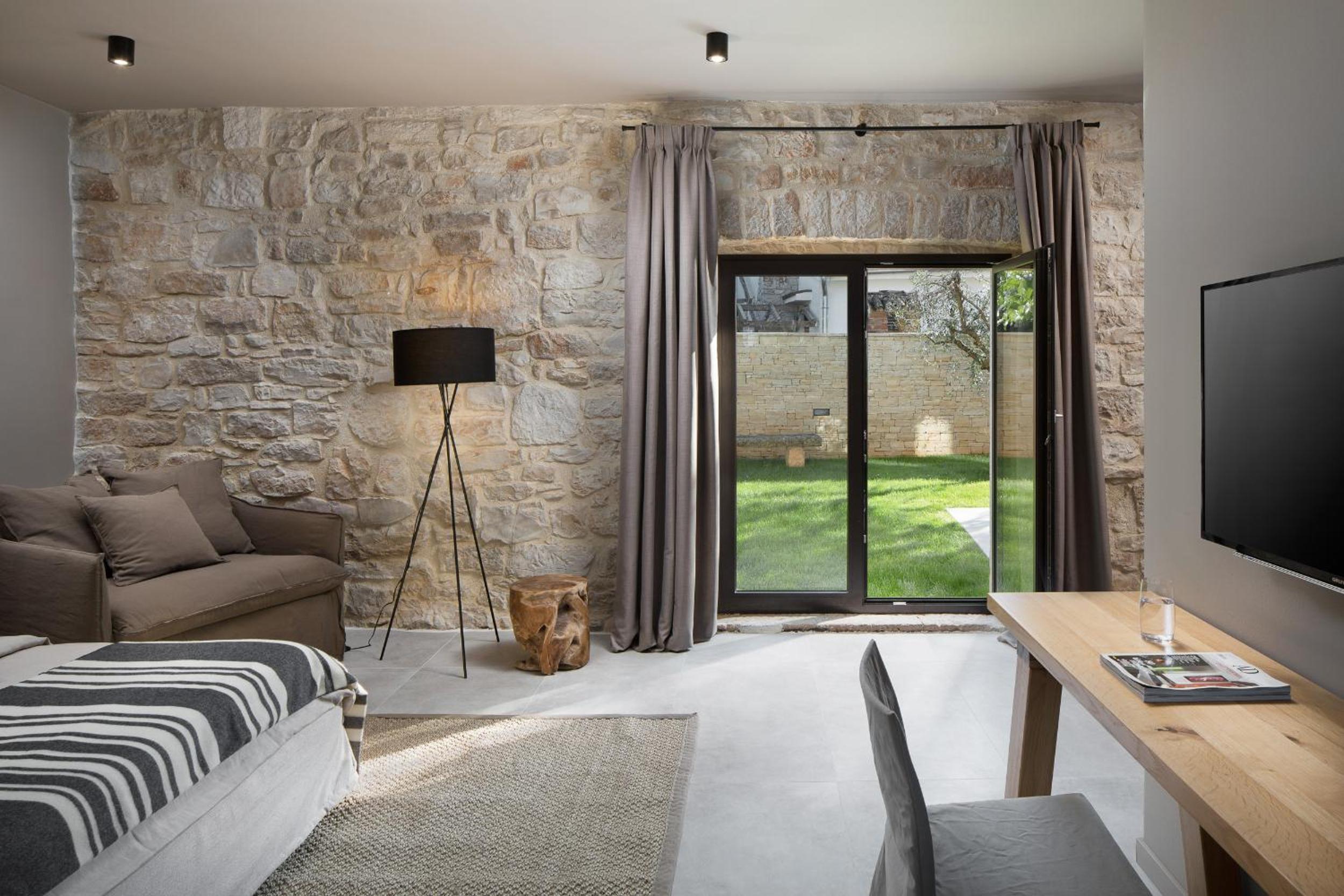 Modern Villa Melon with outdoor pool in Porec