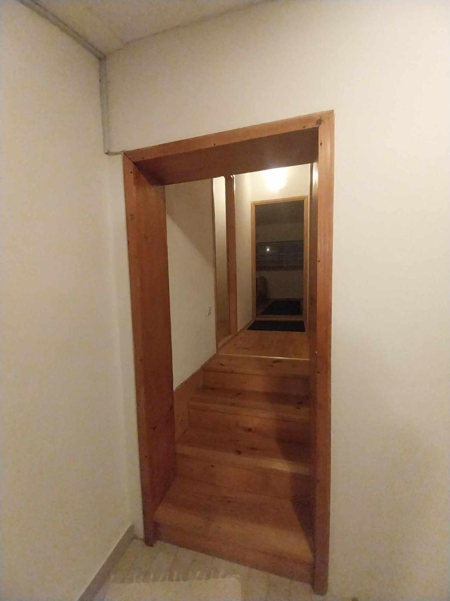 Samostanska kuća