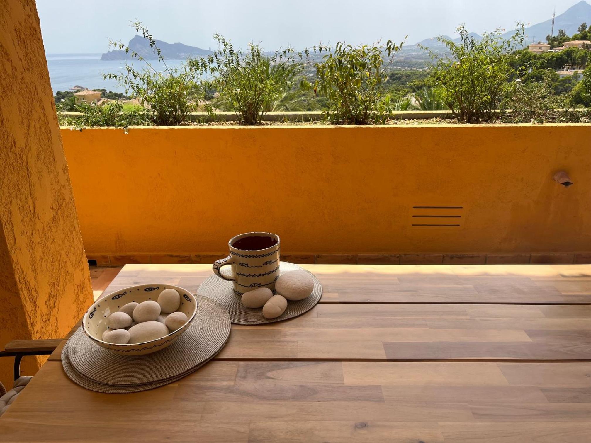 Stunning penthouse with sea view in Altea Hills