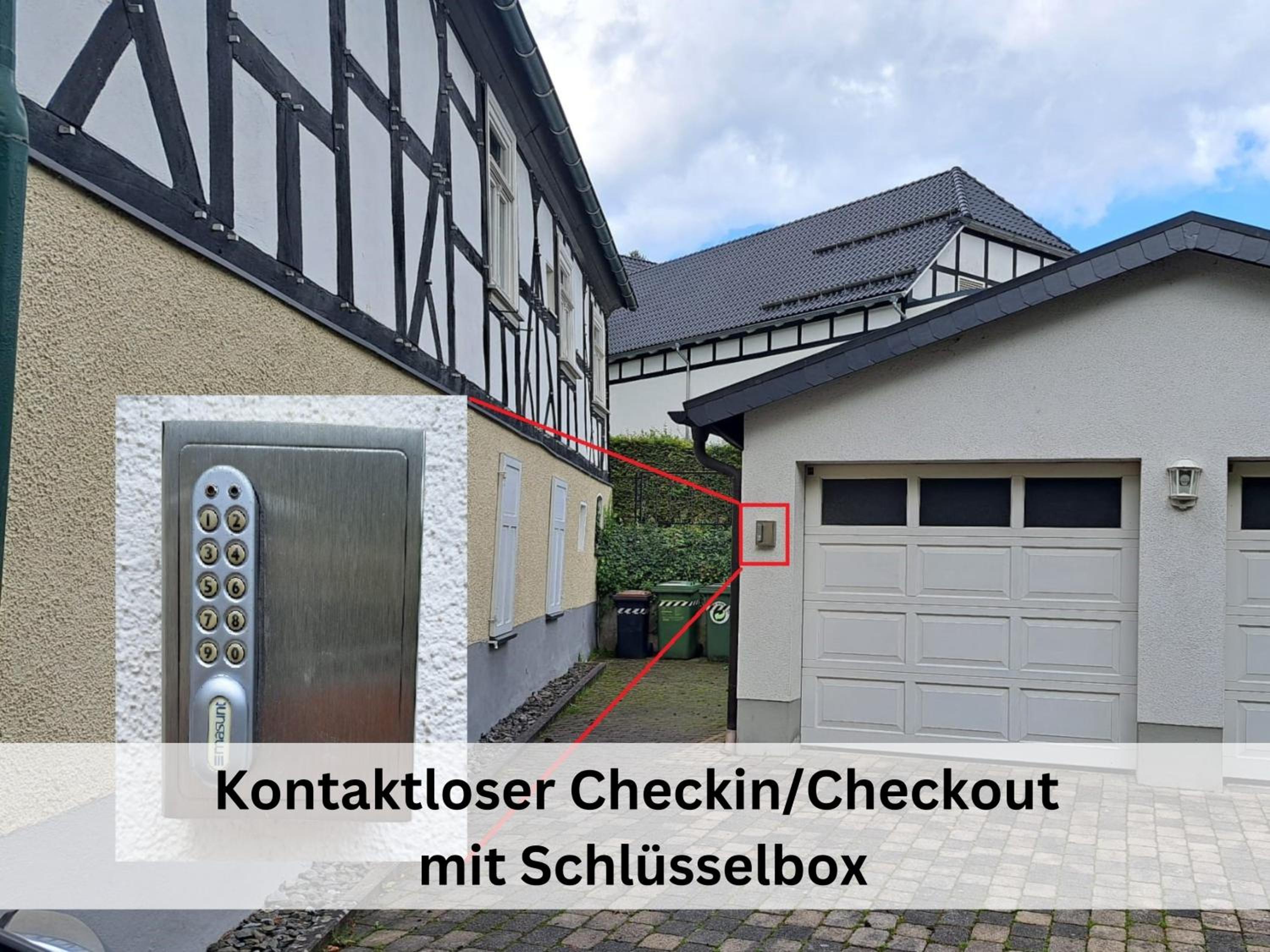 Ferienhaus Pape - 300m2, 17 Betten - mit großem privatem Garten, Pool, Dart, Sauna-, Grill- und Spielbereich - Ideal für Familien