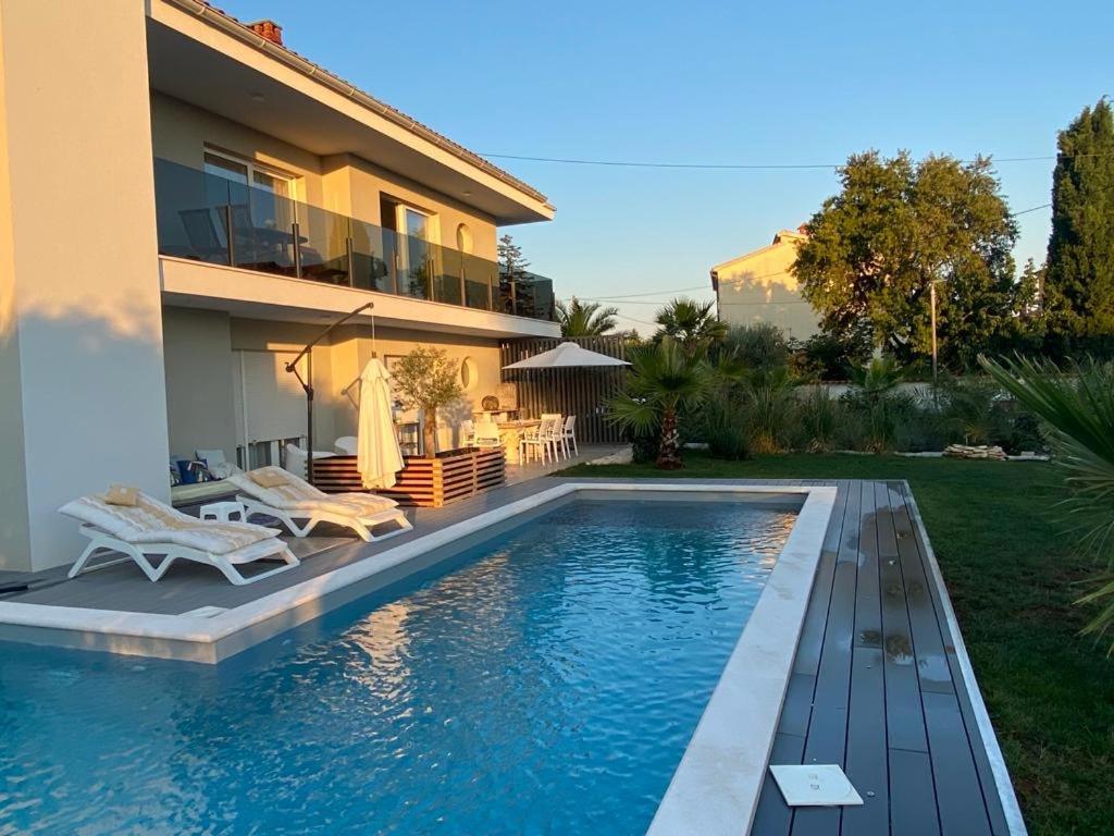 Villa MARIGI view 3