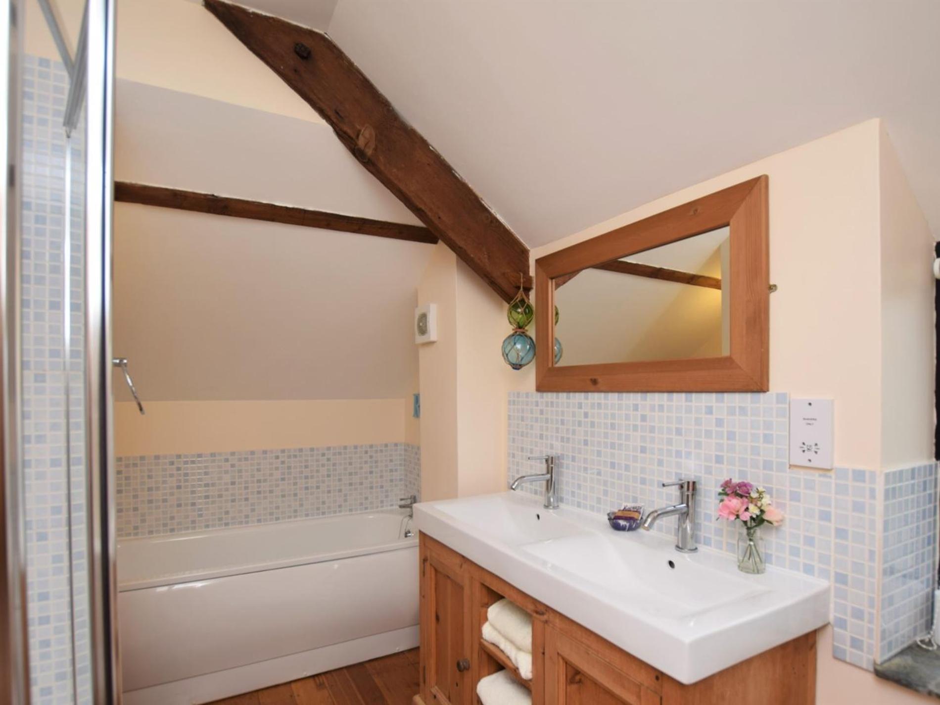 2 Bed in Beaworthy oc-hifox view 5