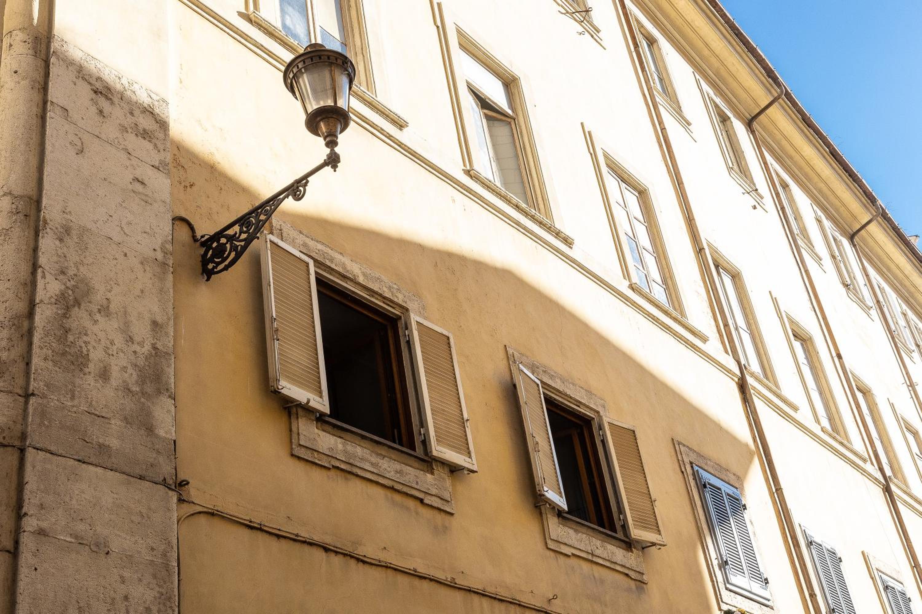 Pantheon by Rental in Rome