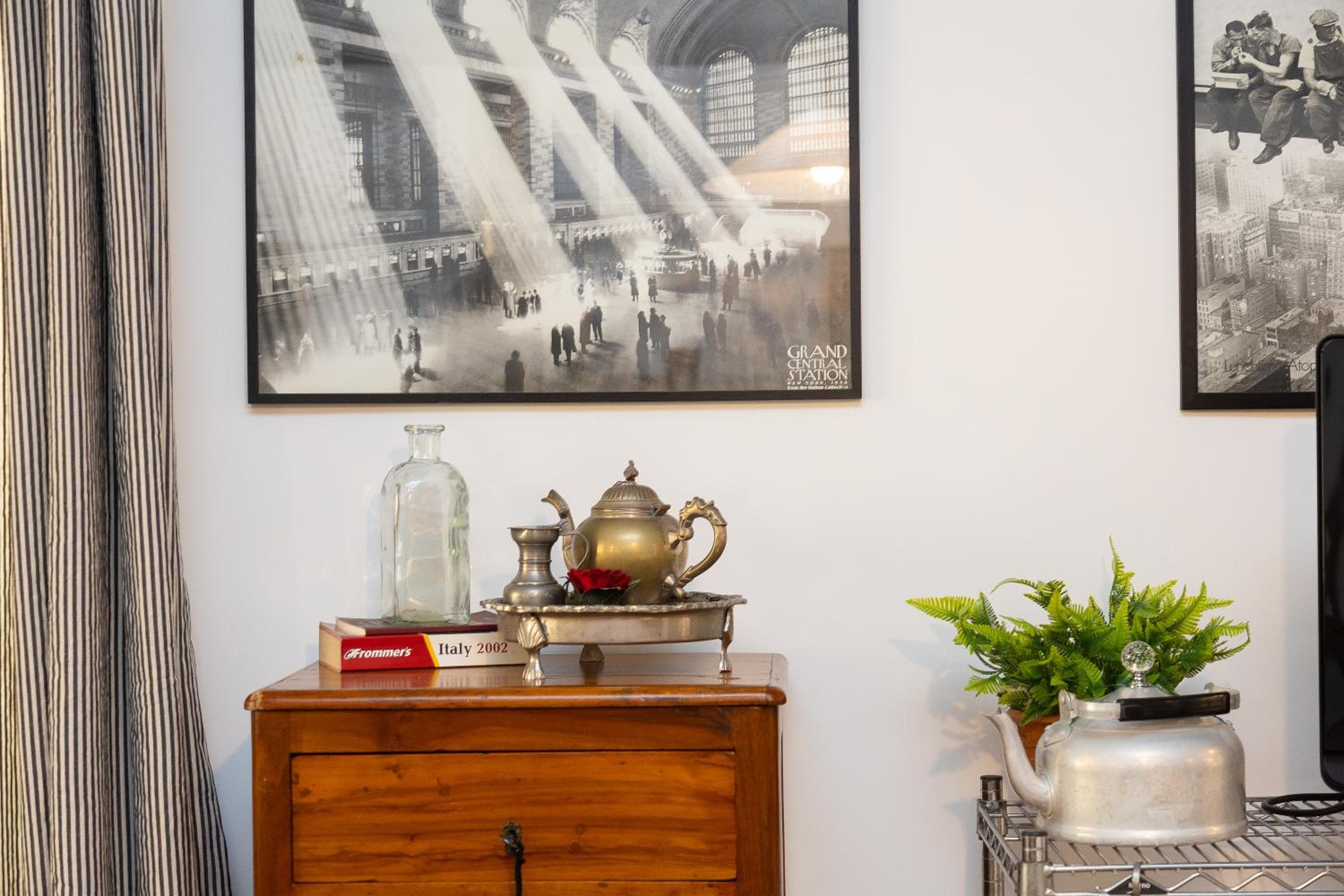 Pantheon by Rental in Rome