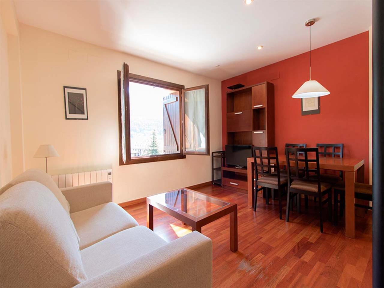 Apartamentos Villanua 3000