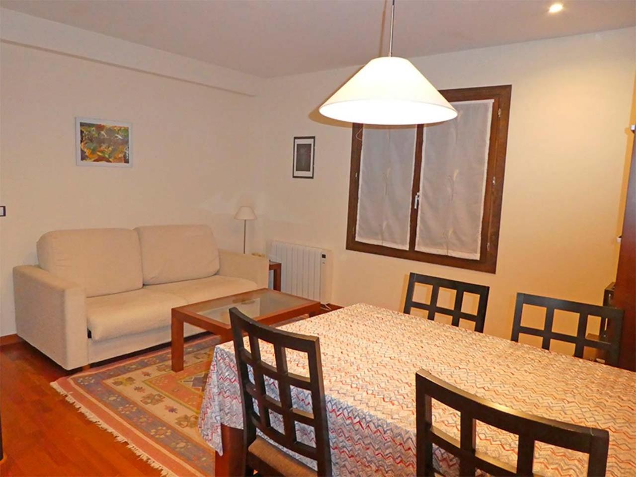 Apartamentos Villanua 3000