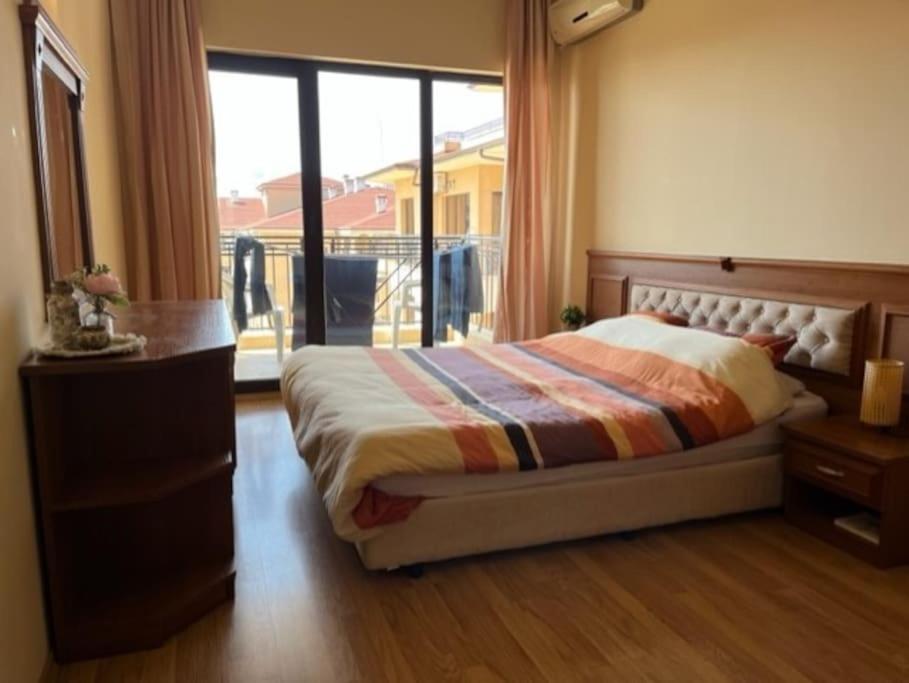Apartment Golden Sands and Black Sea, Varna