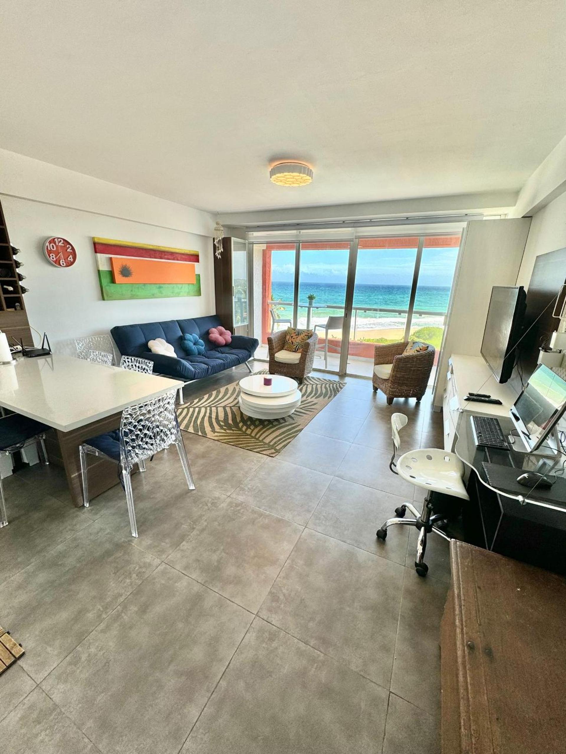 Cimarron Suites Playa Parguito