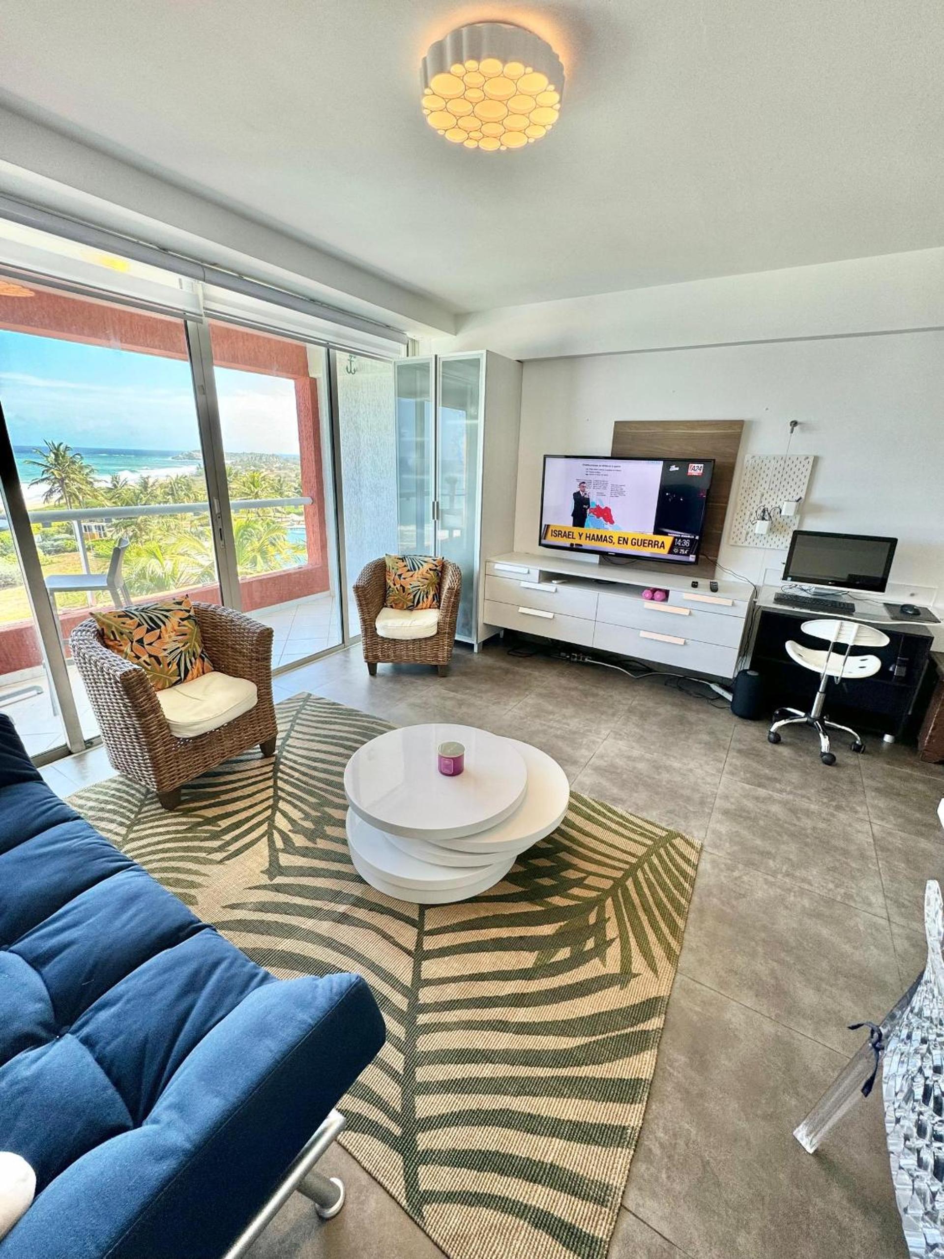Cimarron Suites Playa Parguito