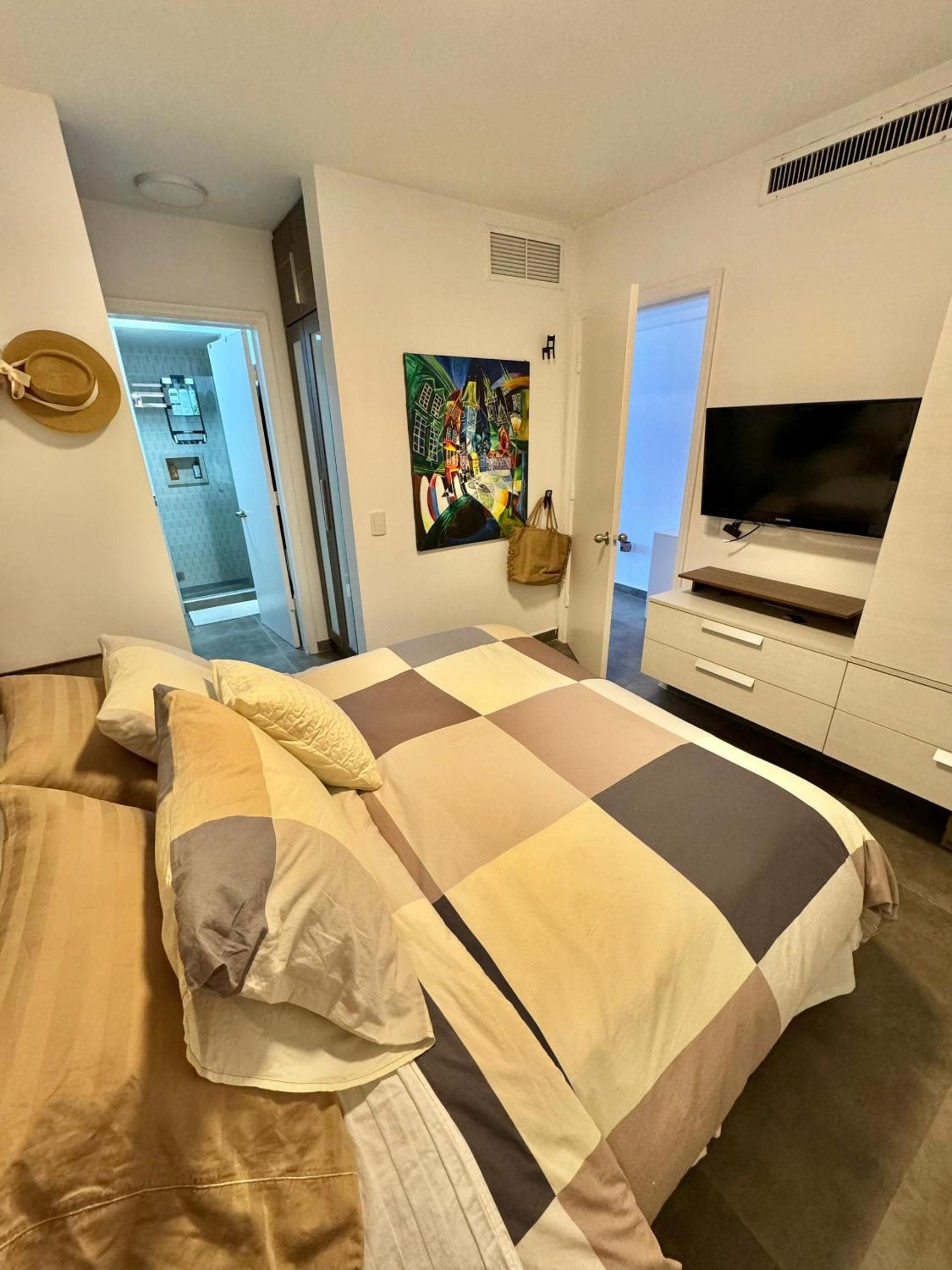 Cimarron Suites Playa Parguito