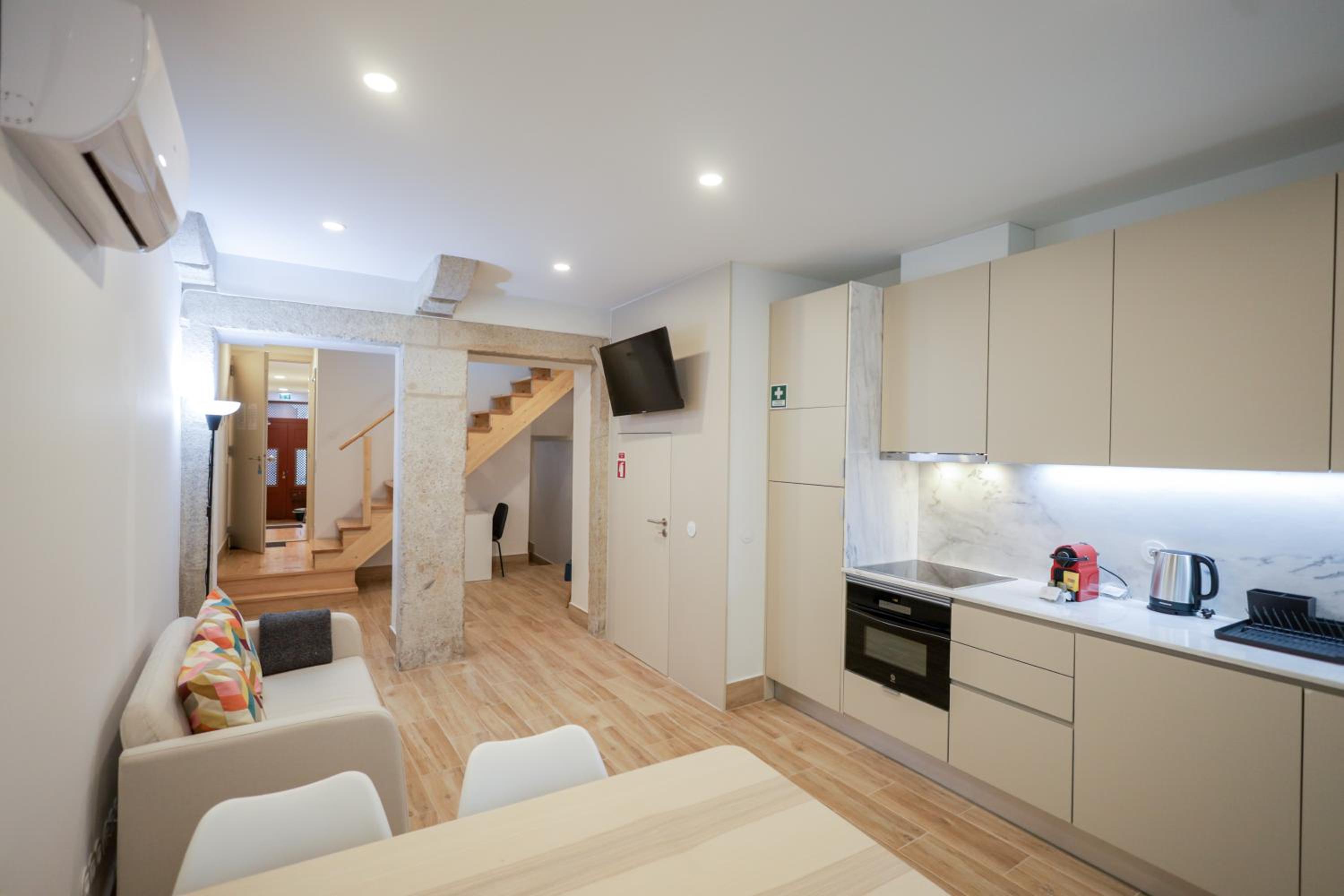 Mártires Sweet Apts by PortoCityHosts