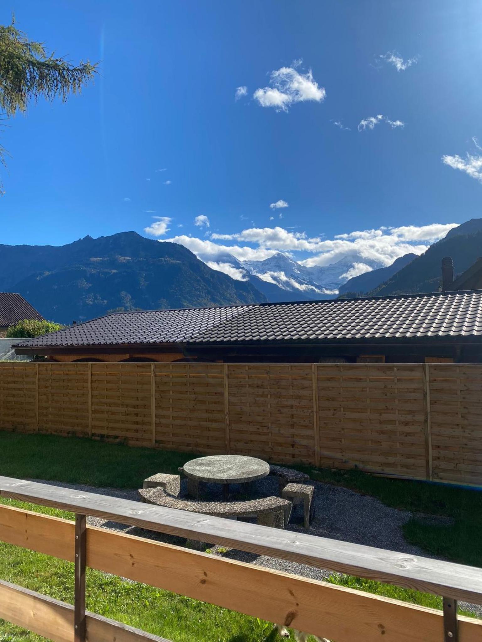 Unique Tiny Eco Lodges with gorgeous views to Jungfrau Massiv