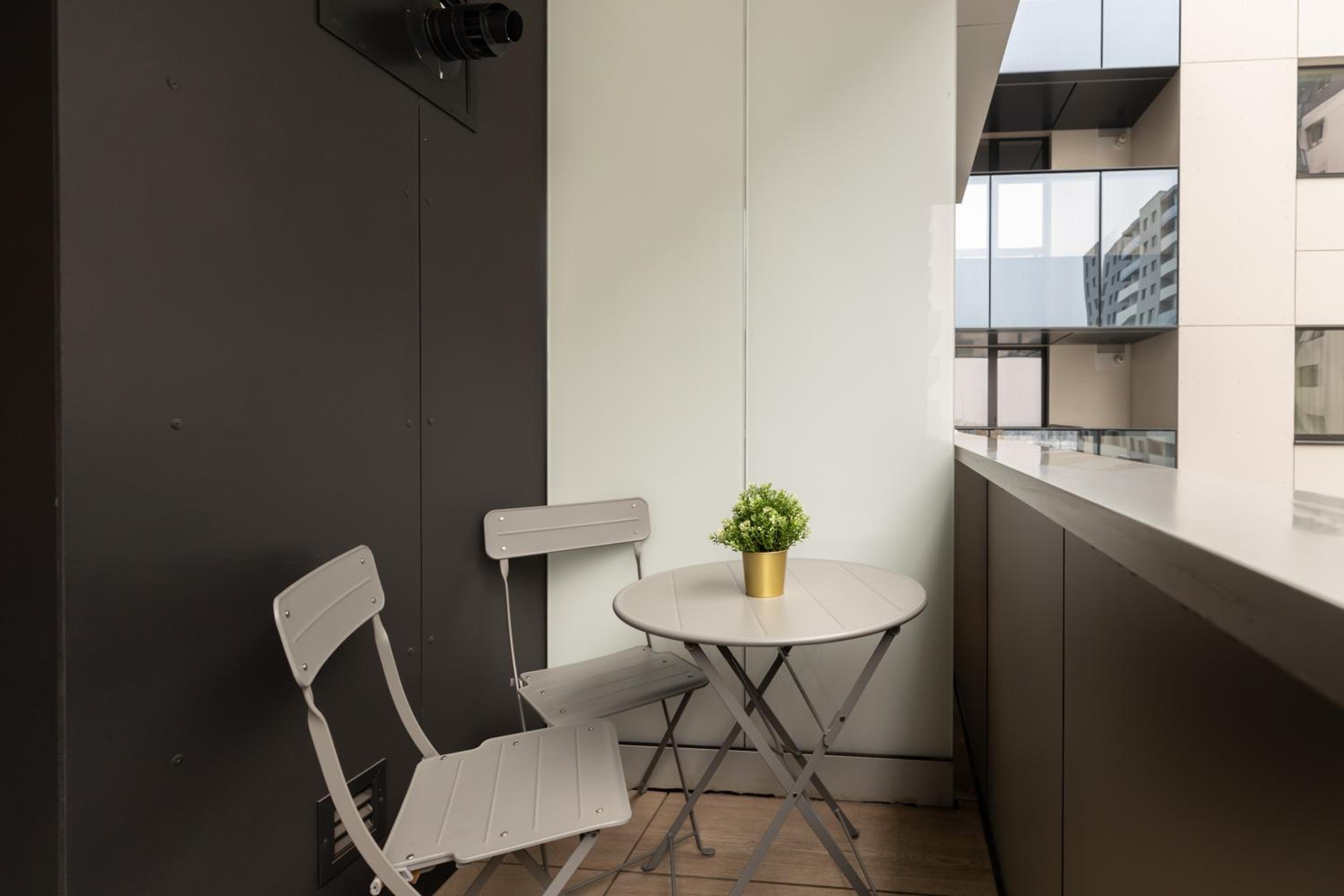 Cozy Studios in Pipera Business Area - Where Style Meets Functionality