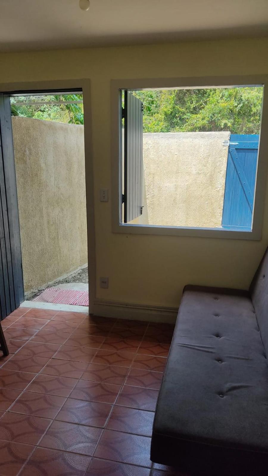 Casinha do Peró aconchegante e arejada