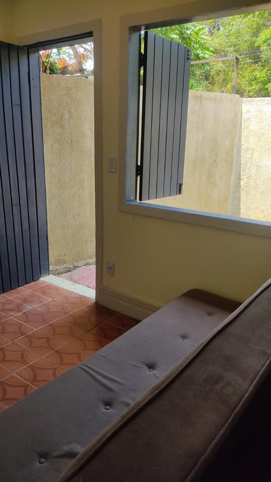 Casinha do Peró aconchegante e arejada