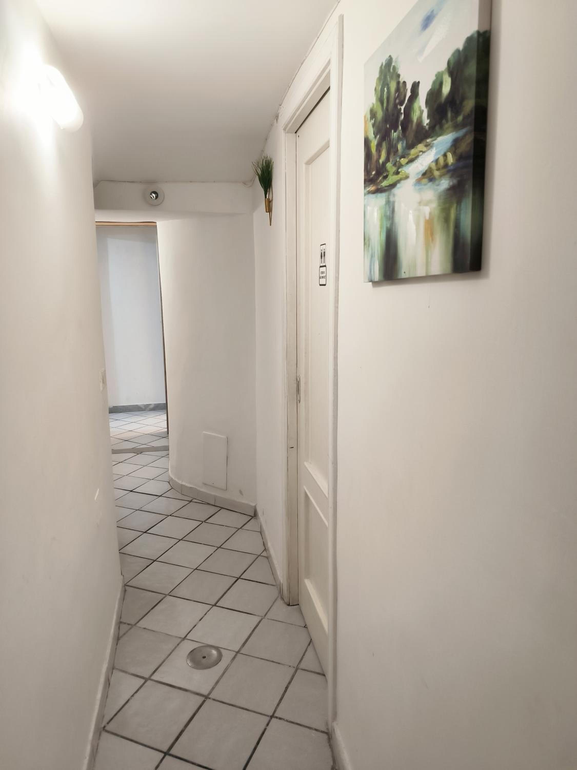 Grey Room 'Historic Centre'