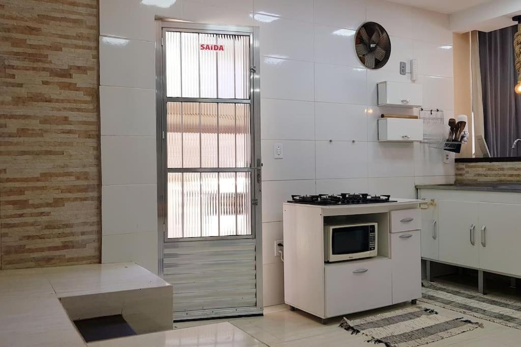 Casa na Ilha Jardim pé na areia