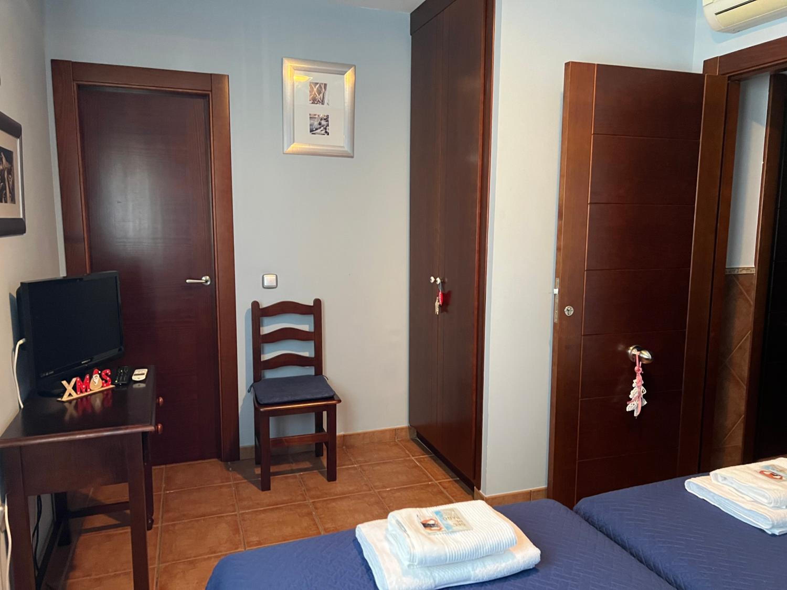 HOSTAL TREVELEZ