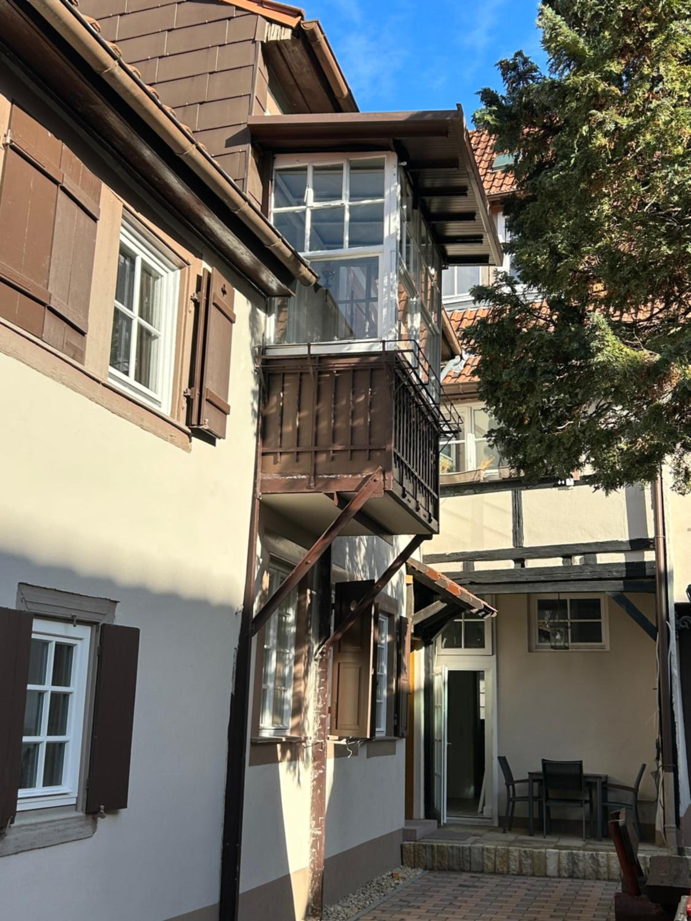 Exklusives Haus, ruhig gelegen im Innenhof, zentral, lichtdurchflutet Zustellbett,Babybett bei Bedarf