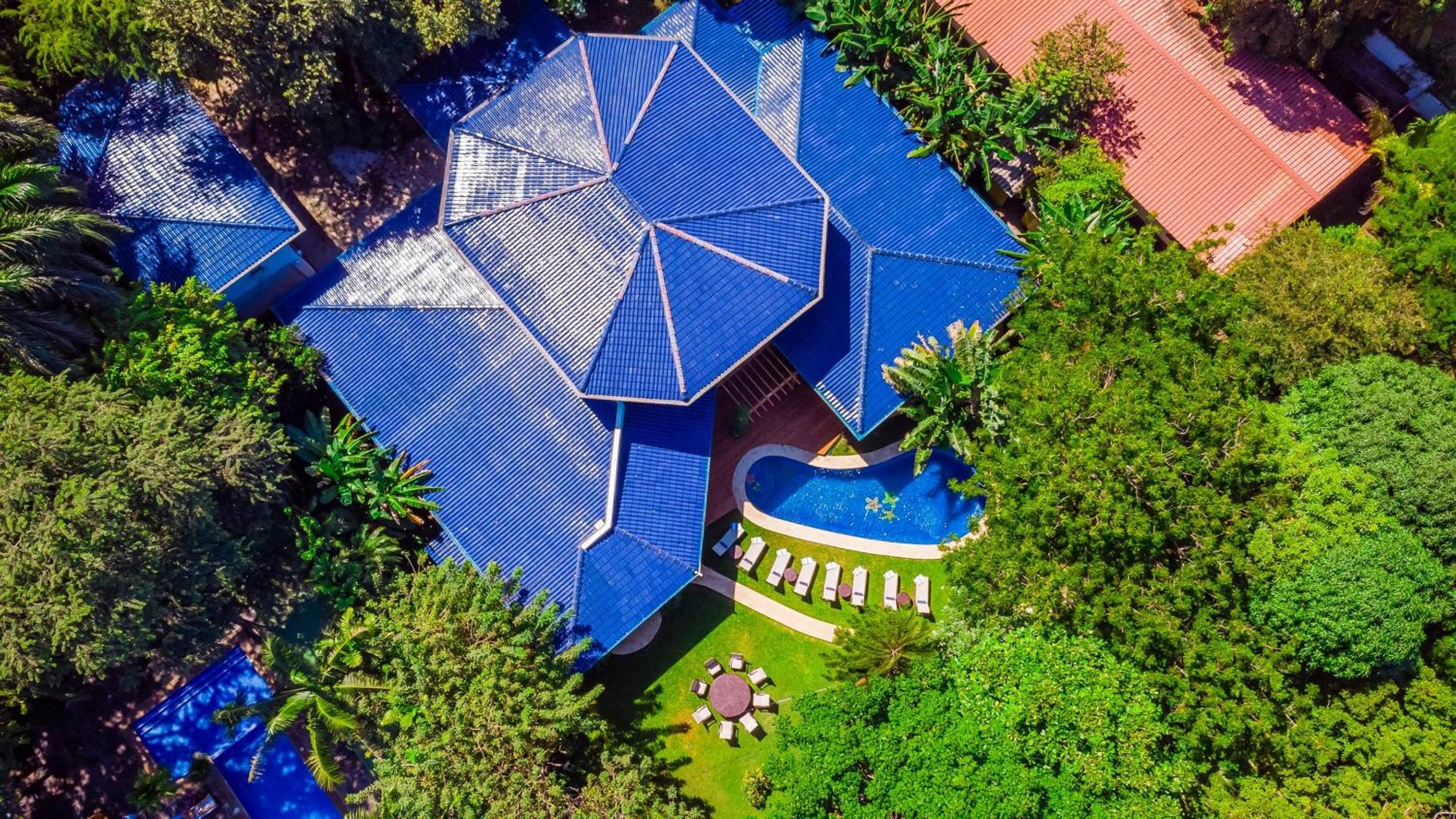 Blue Jewel Oceanfront Private Villa
