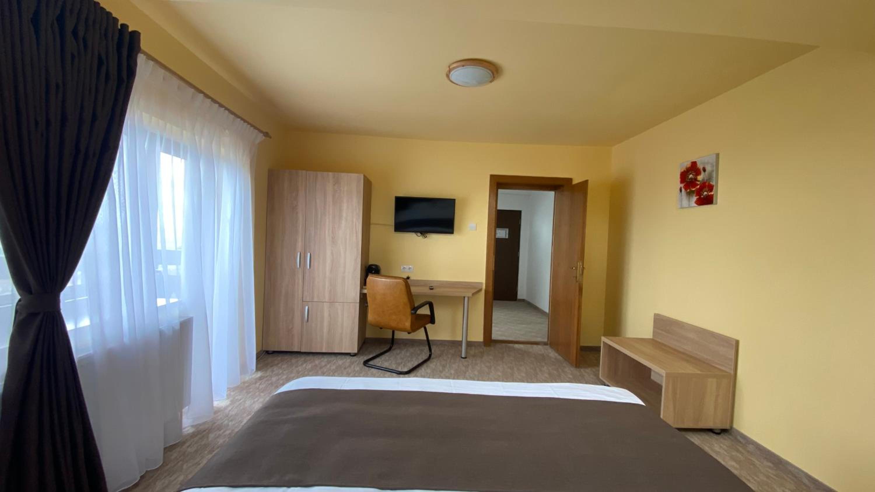 BELLESTAY