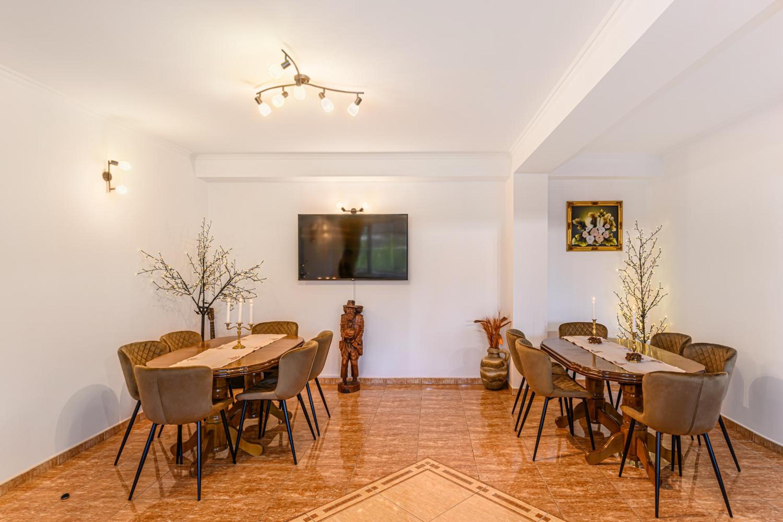 VILA NOMAD