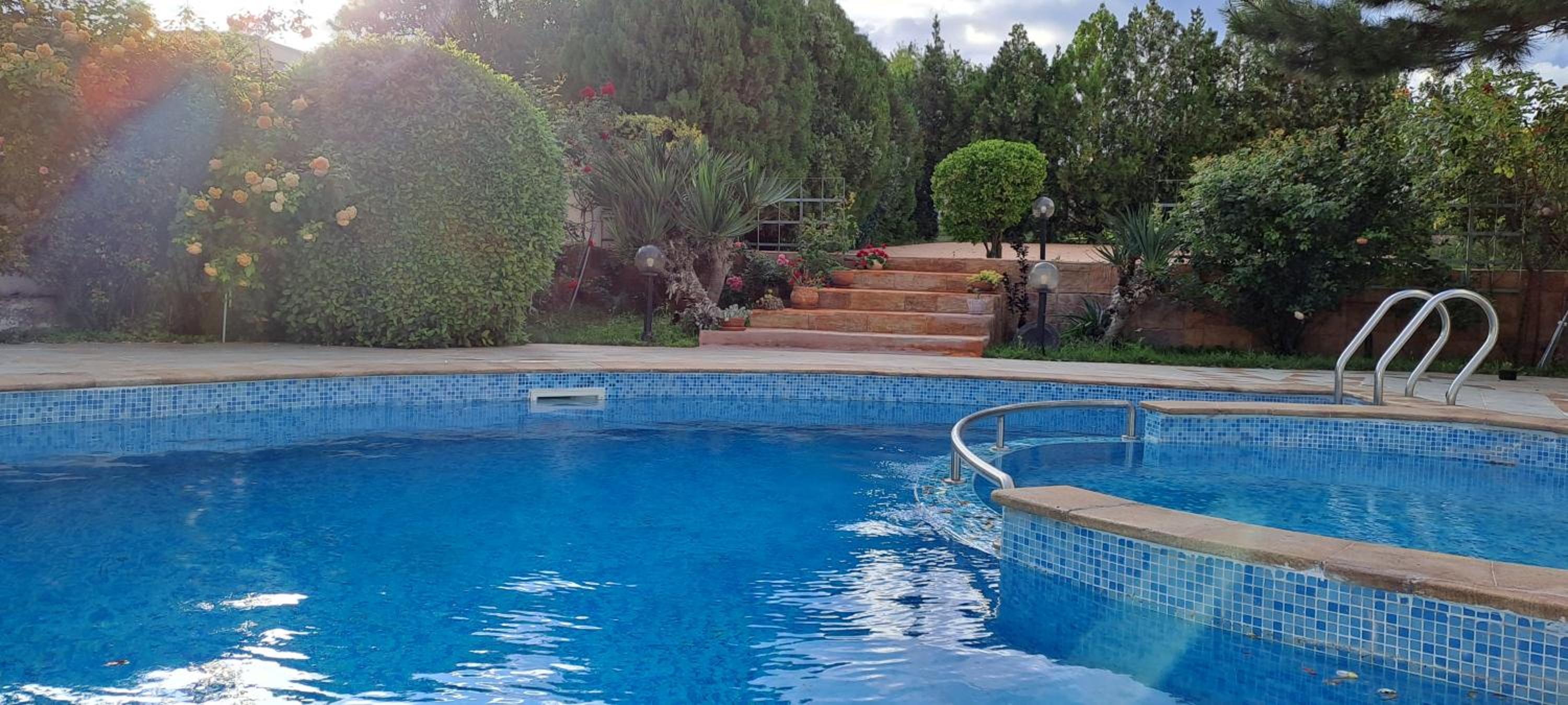 Villa Byala Grape House