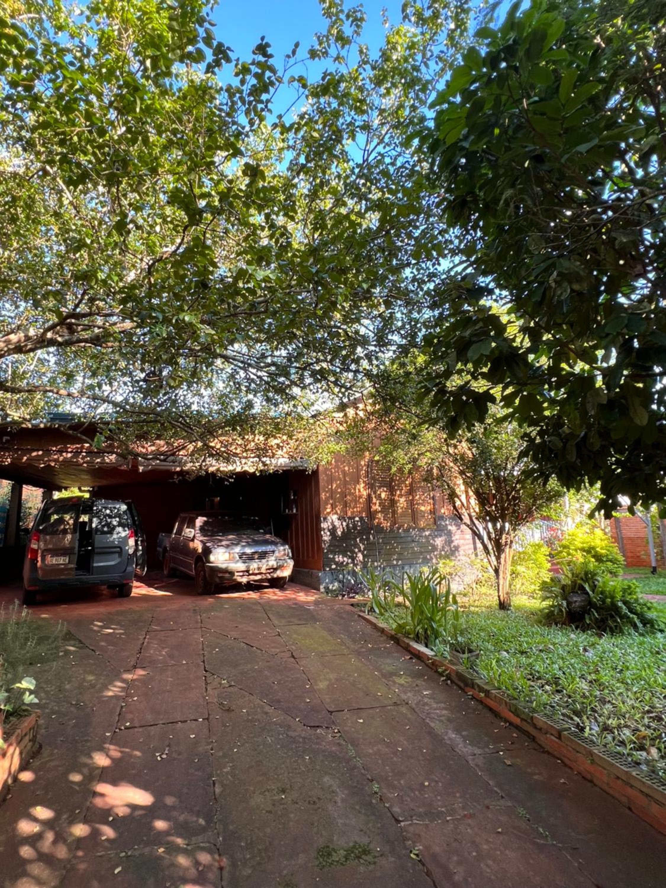 DORBOZY casa