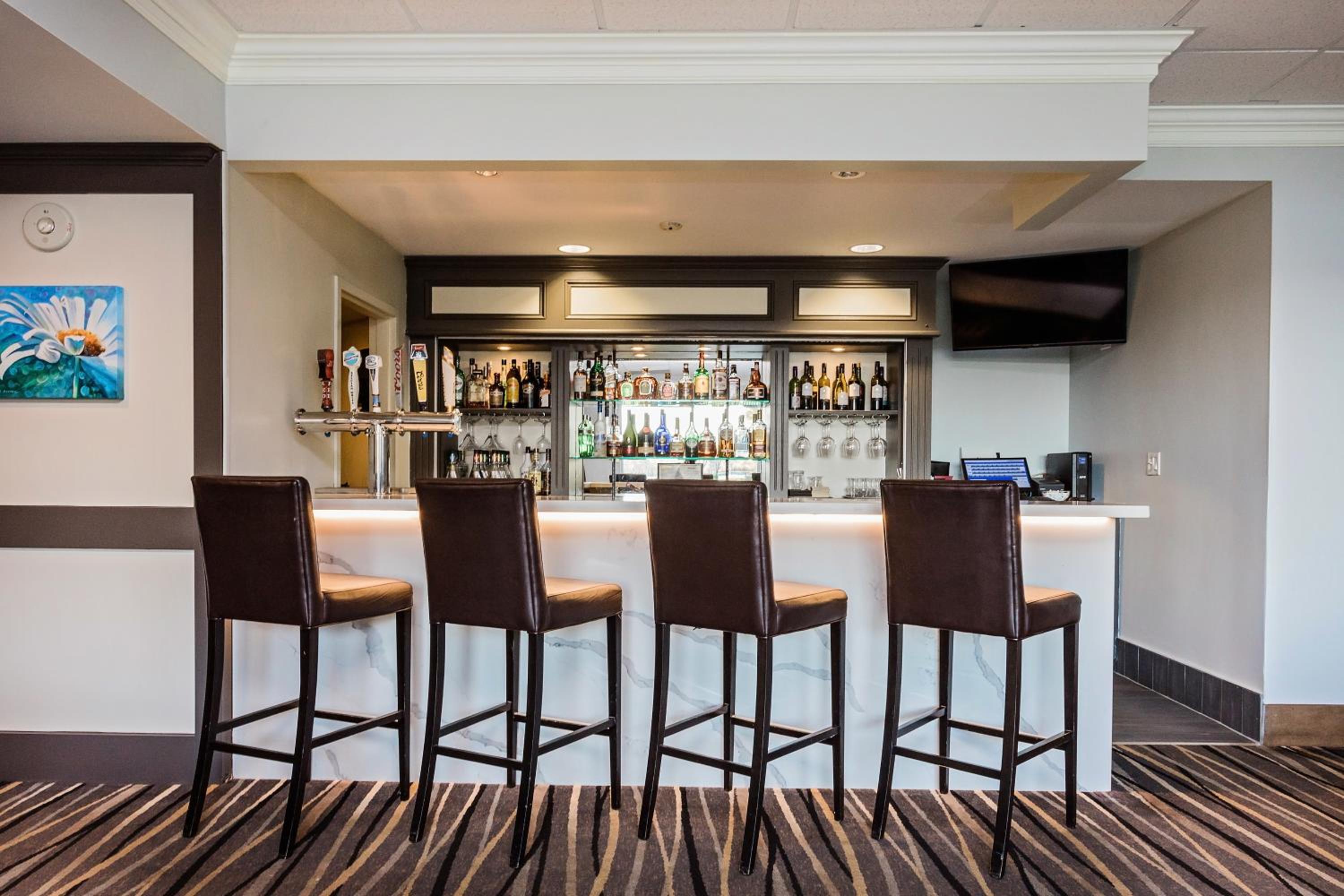 Best Western Inn On The Bay