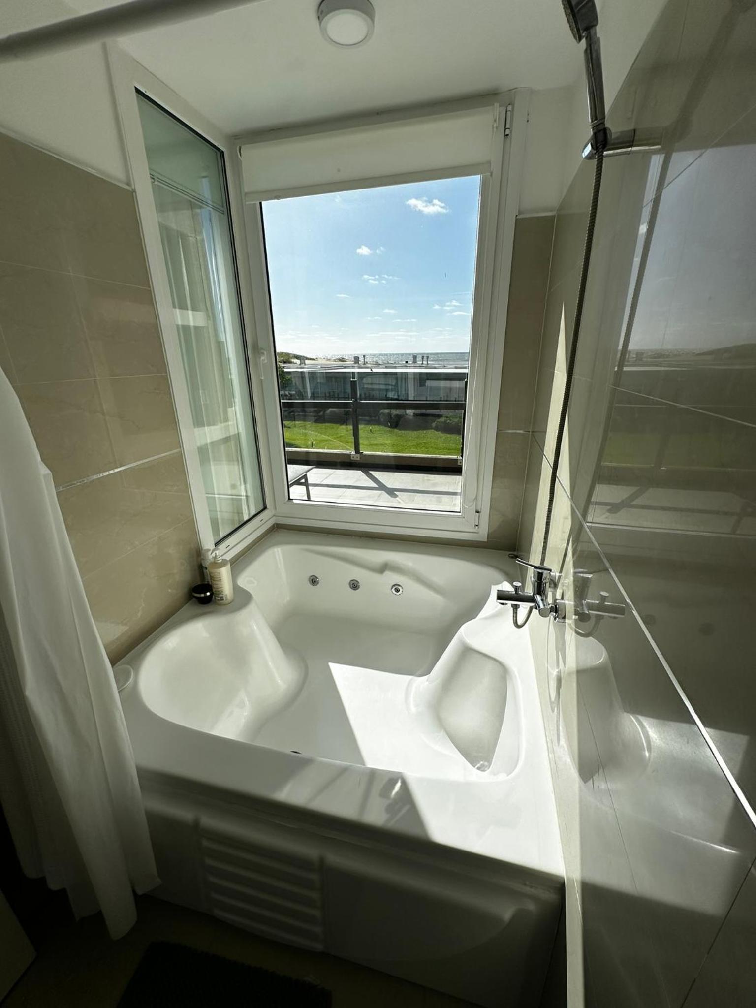 Linda Bay Spa Apartments