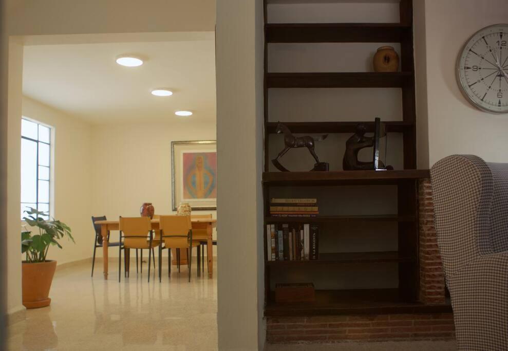 Nice house, spacious, bright, near to Ave. Reforma