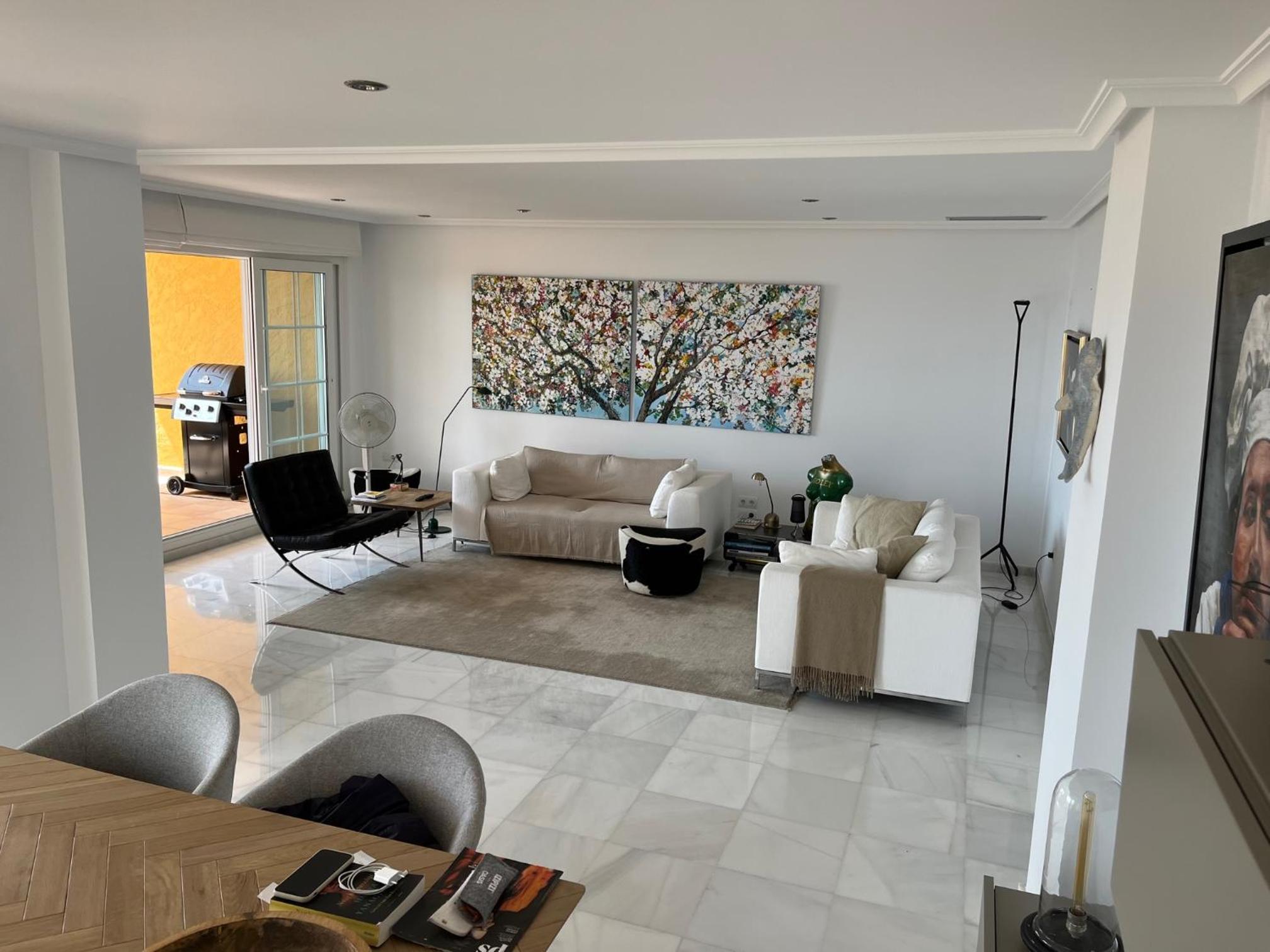 Stunning penthouse with sea view in Altea Hills