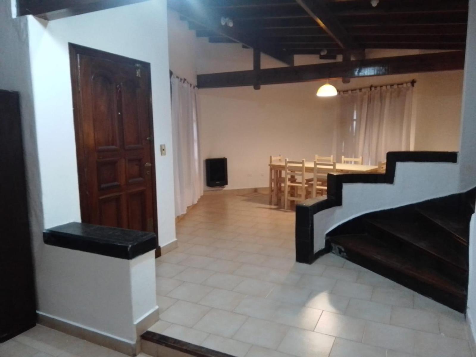 Casa grande en Mar del Plata, cochera, parrilla, parque, TV con wifii. IMPECABLE