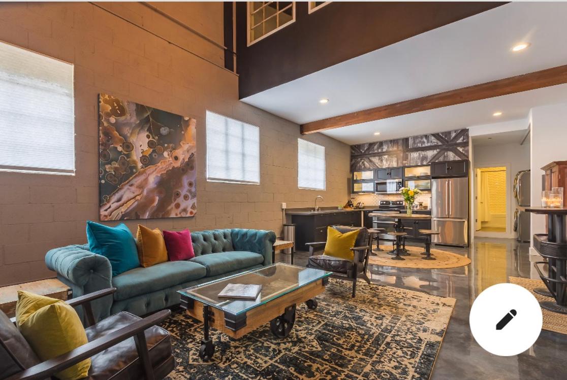 Petaluma Vacations - Petaluma Warehouse Lofts unit E - Property Image 2