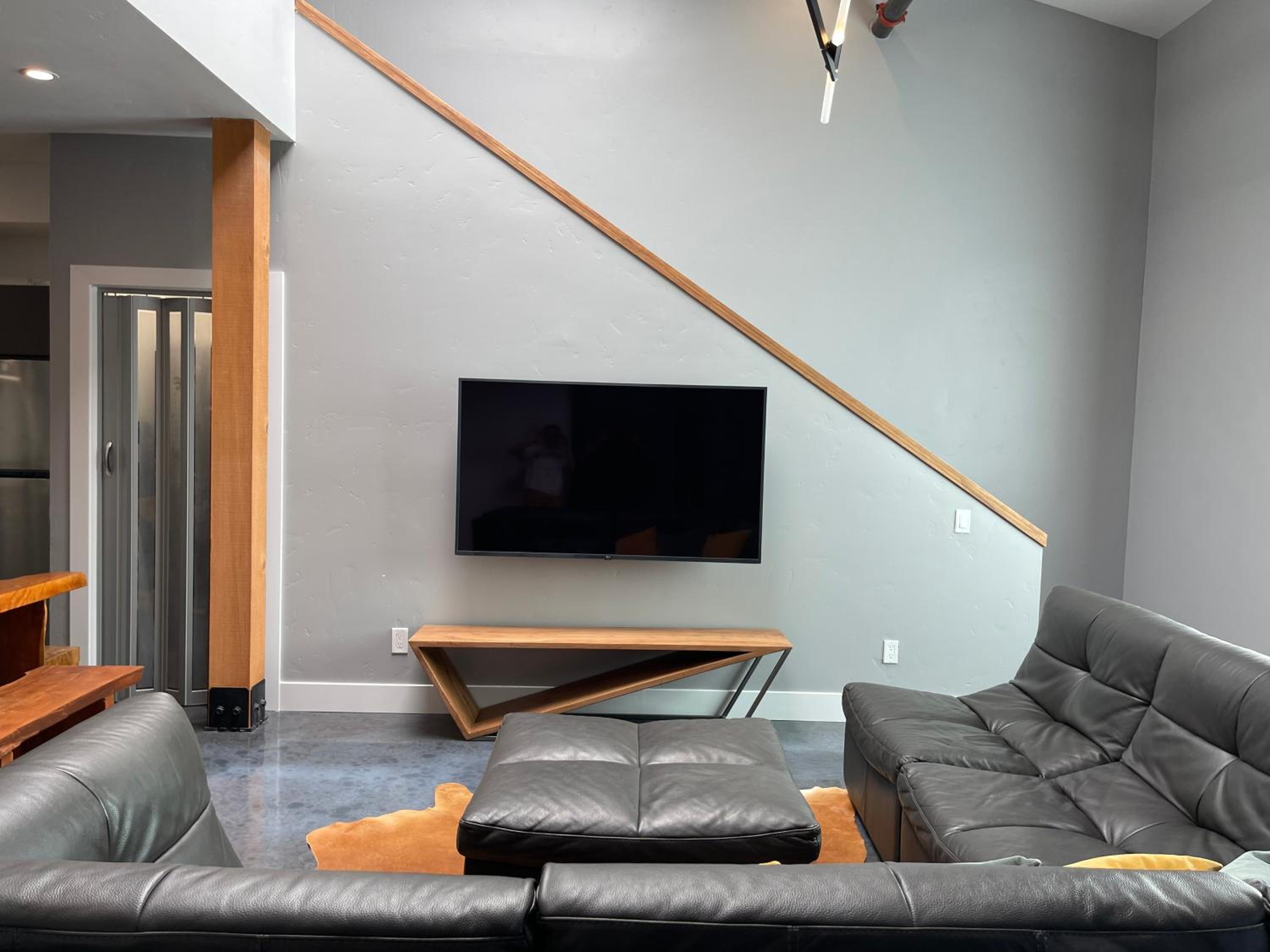 Petaluma Vacations - Petaluma Warehouse Lofts unit E - Property Image 24