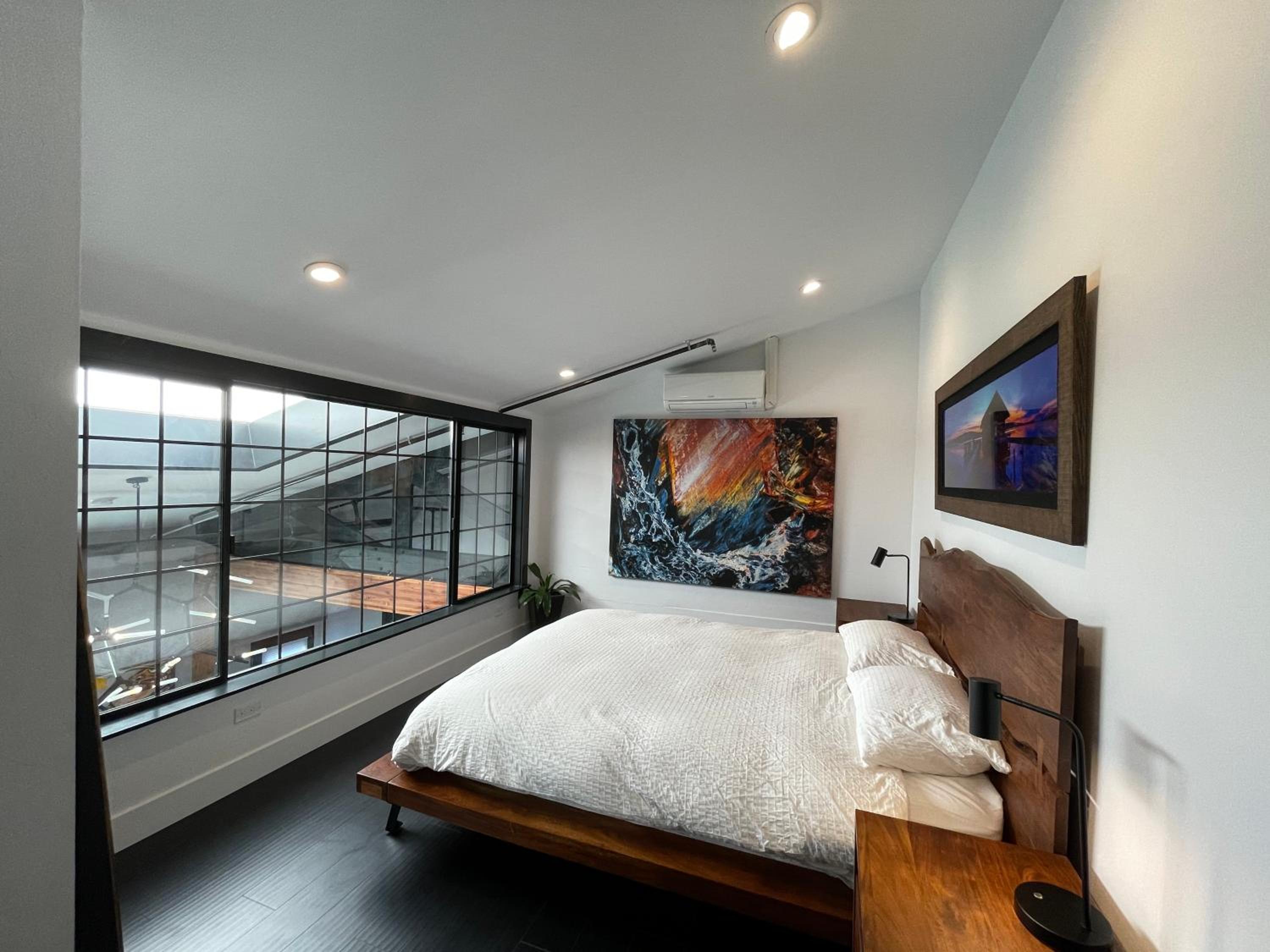 Petaluma Vacations - Petaluma Warehouse Lofts unit E - Property Image 19