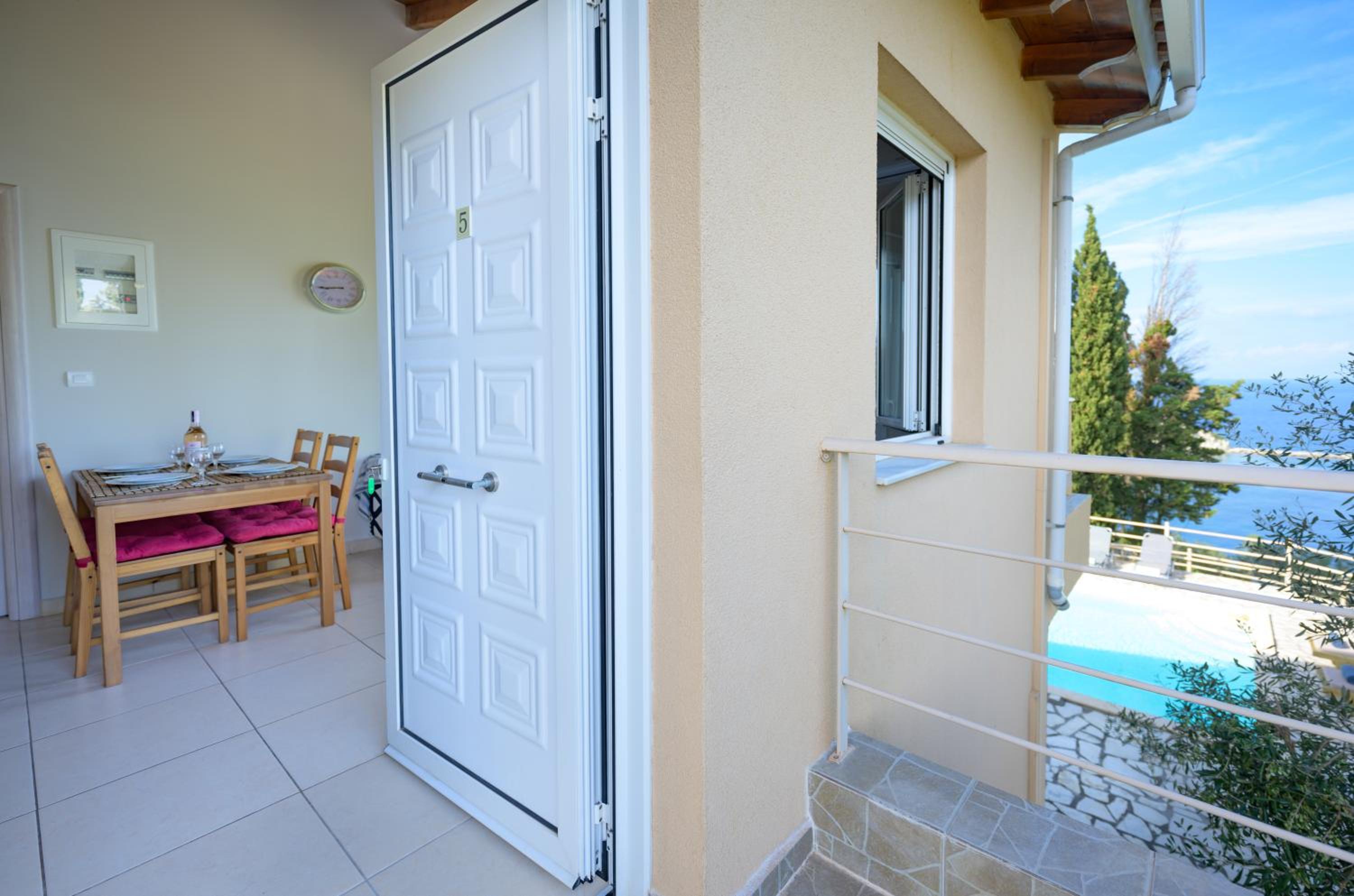 Pangolas Apartments Paxos