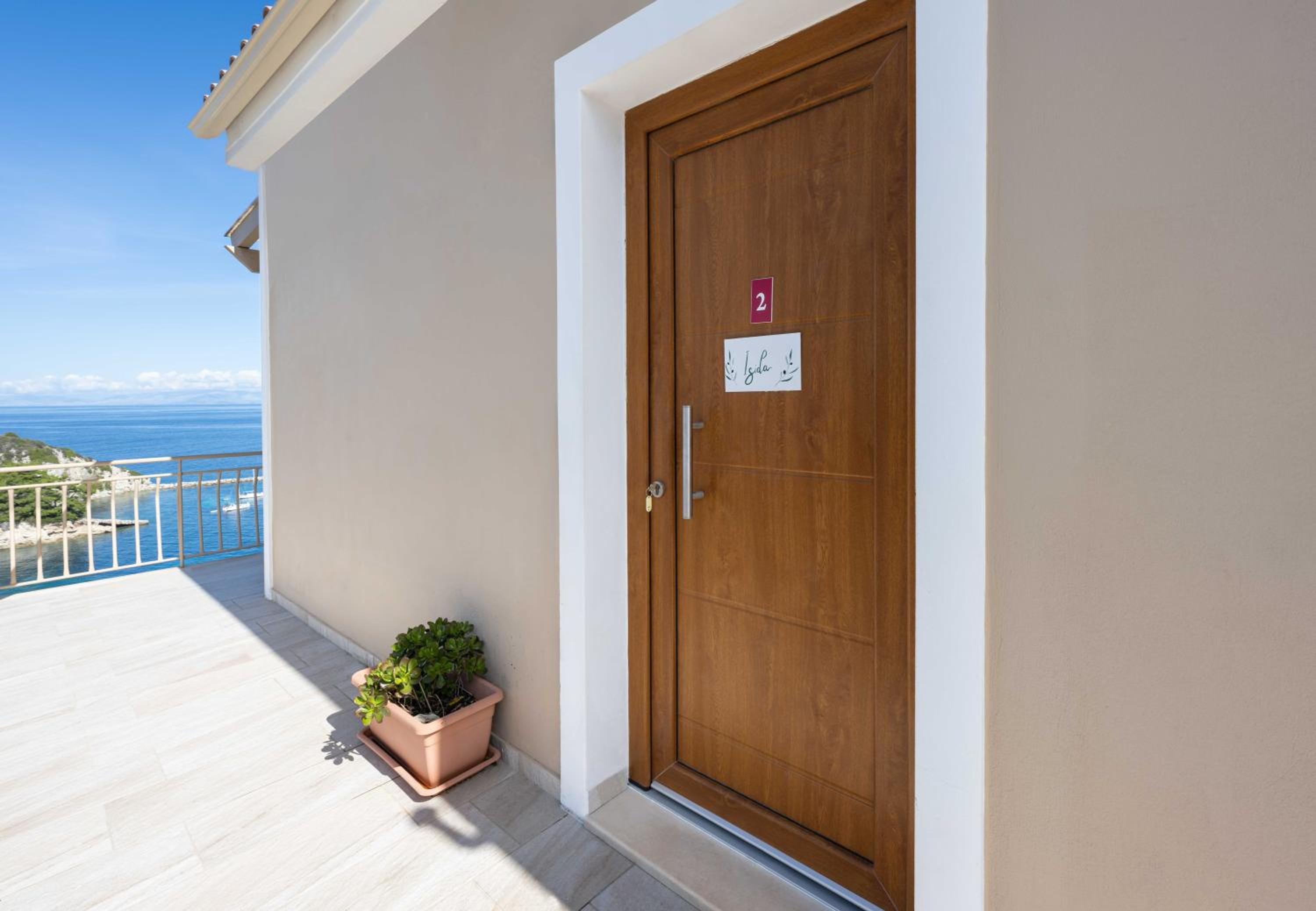 Pangolas Apartments Paxos