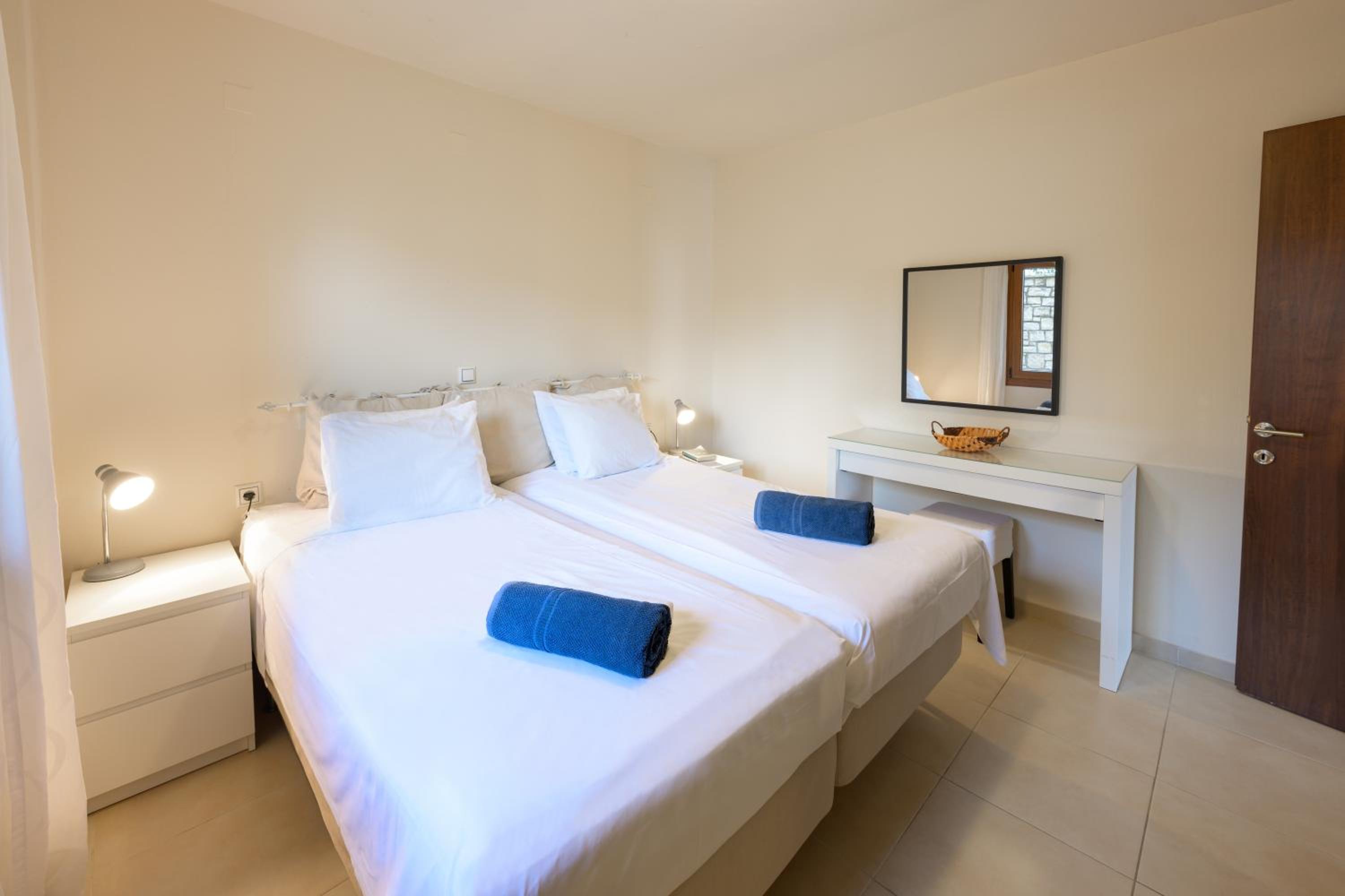 Pangolas Apartments Paxos
