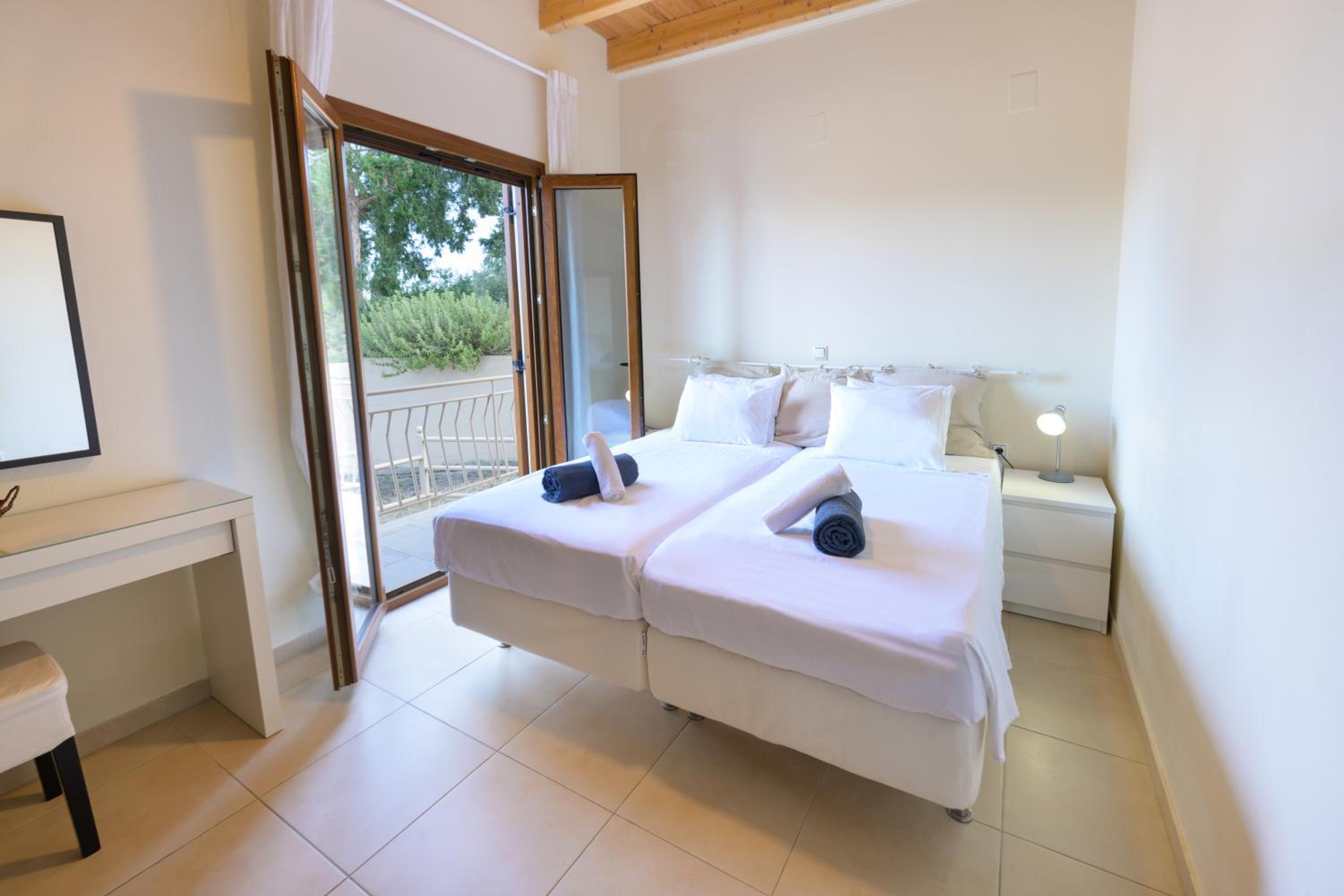 Pangolas Apartments Paxos