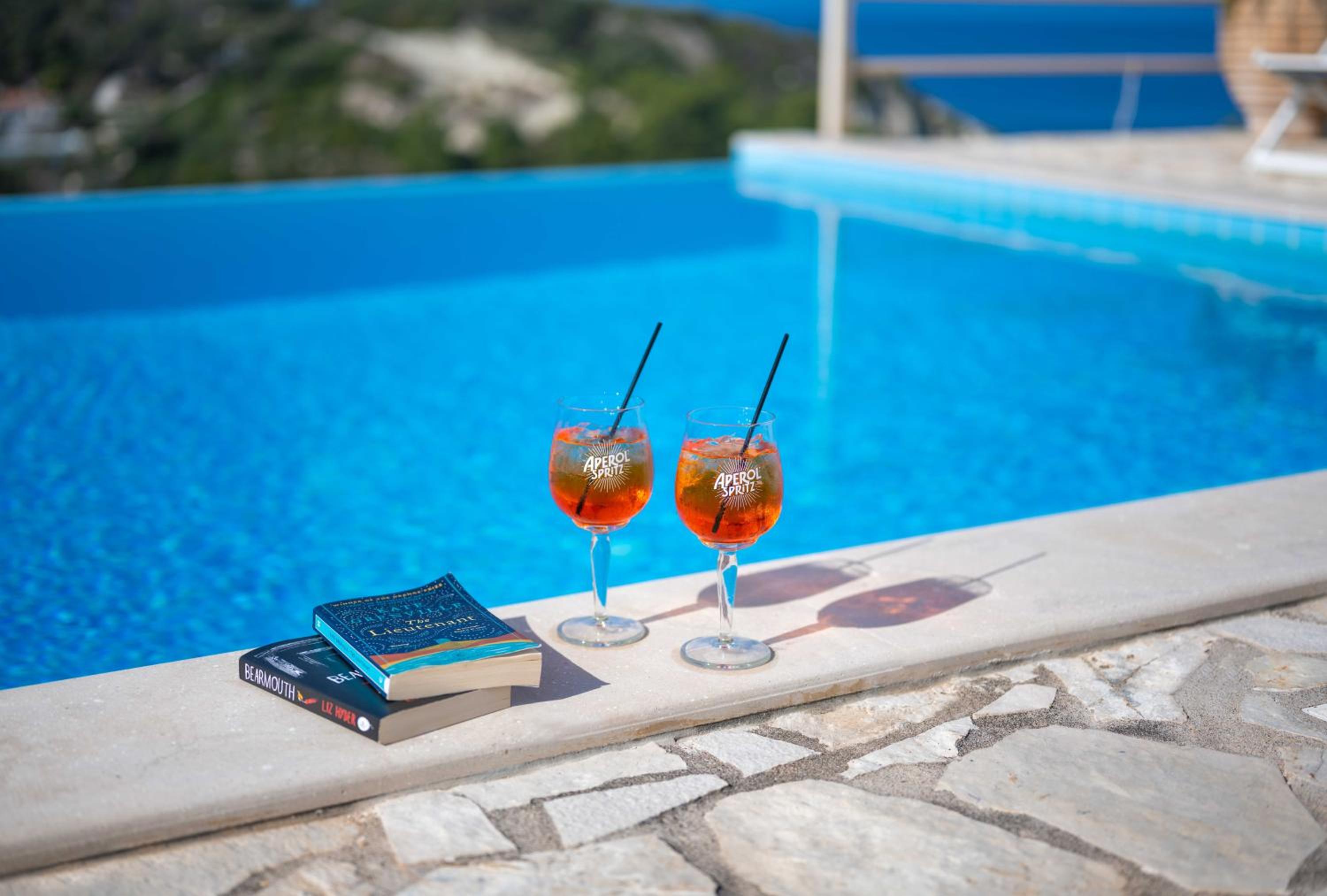 Pangolas Apartments Paxos
