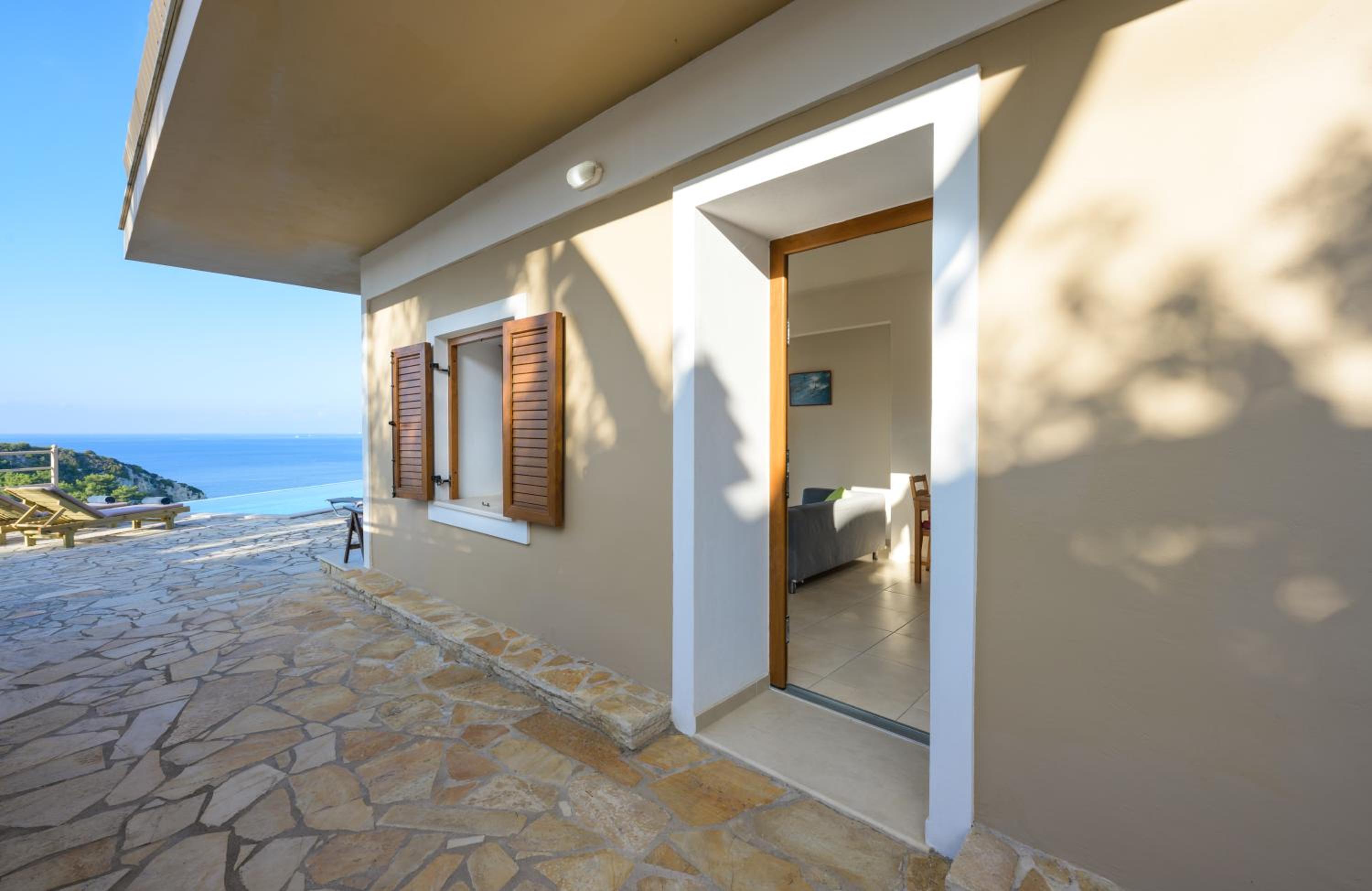 Pangolas Apartments Paxos