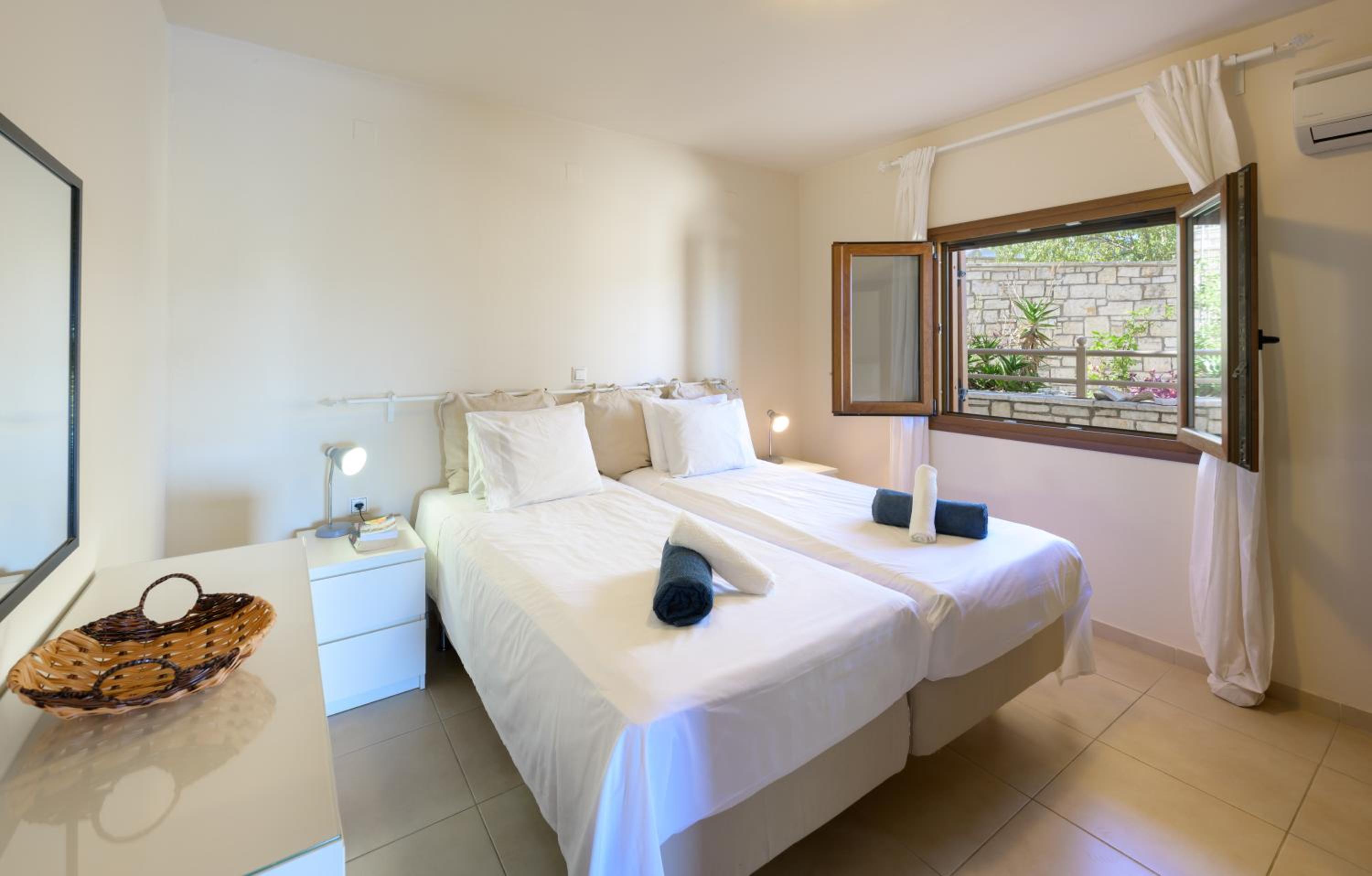 Pangolas Apartments Paxos