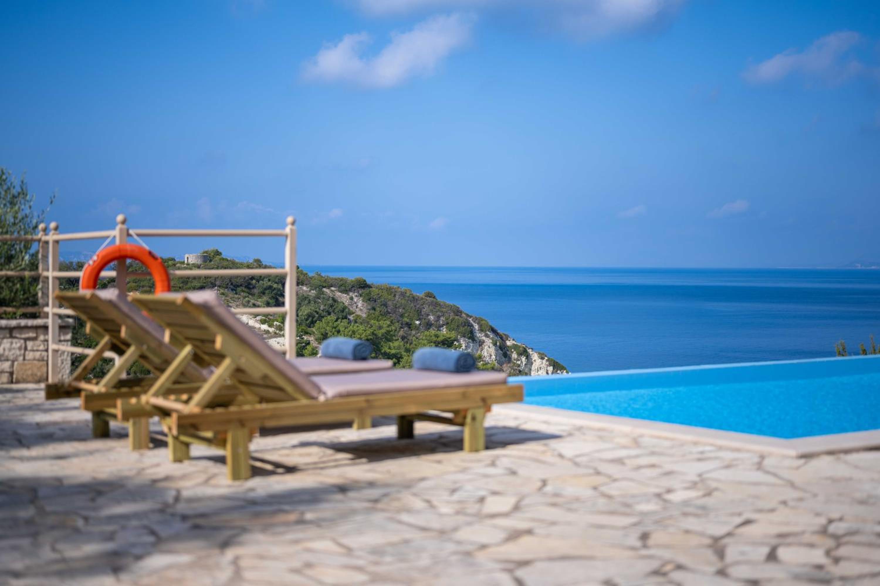 Pangolas Apartments Paxos