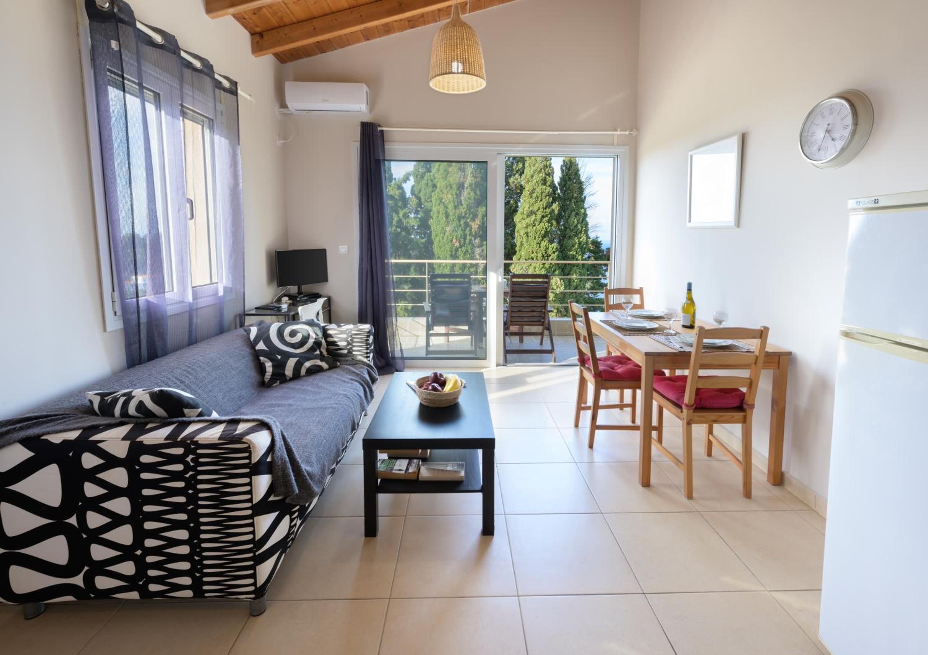 Pangolas Apartments Paxos